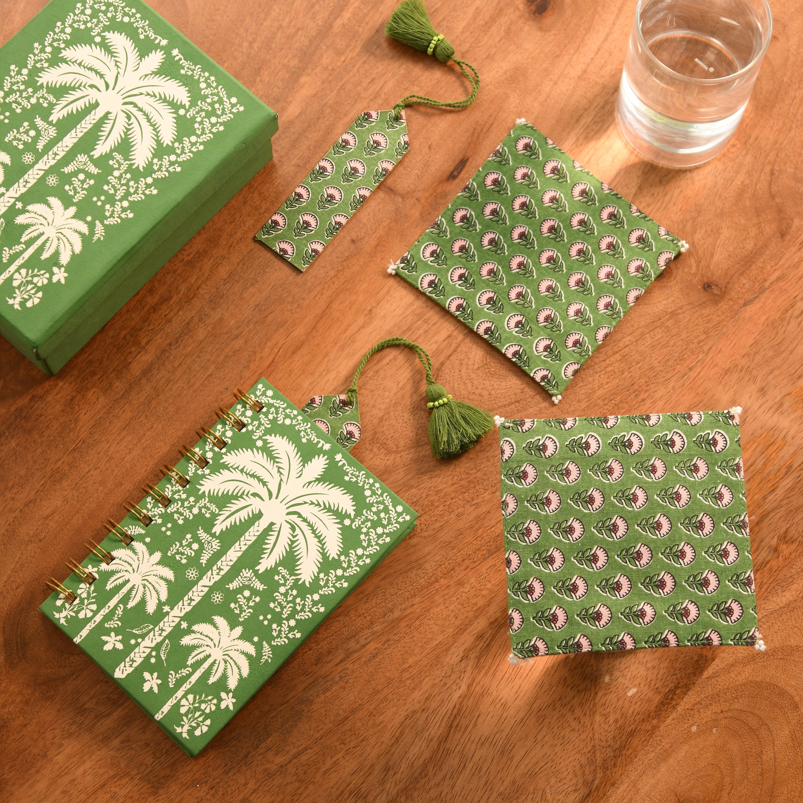 Tropical Deskmate Gift Set