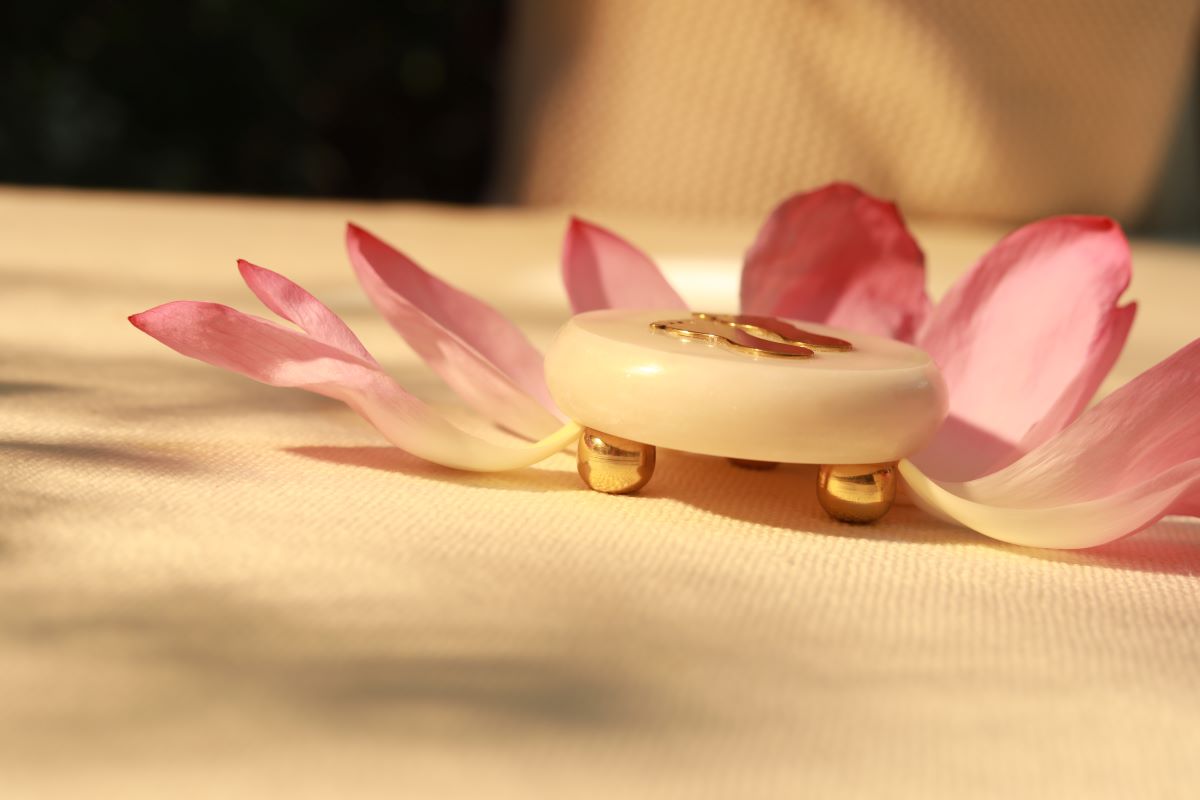 Set of two Lakshmi Kadam - Marble & Brass