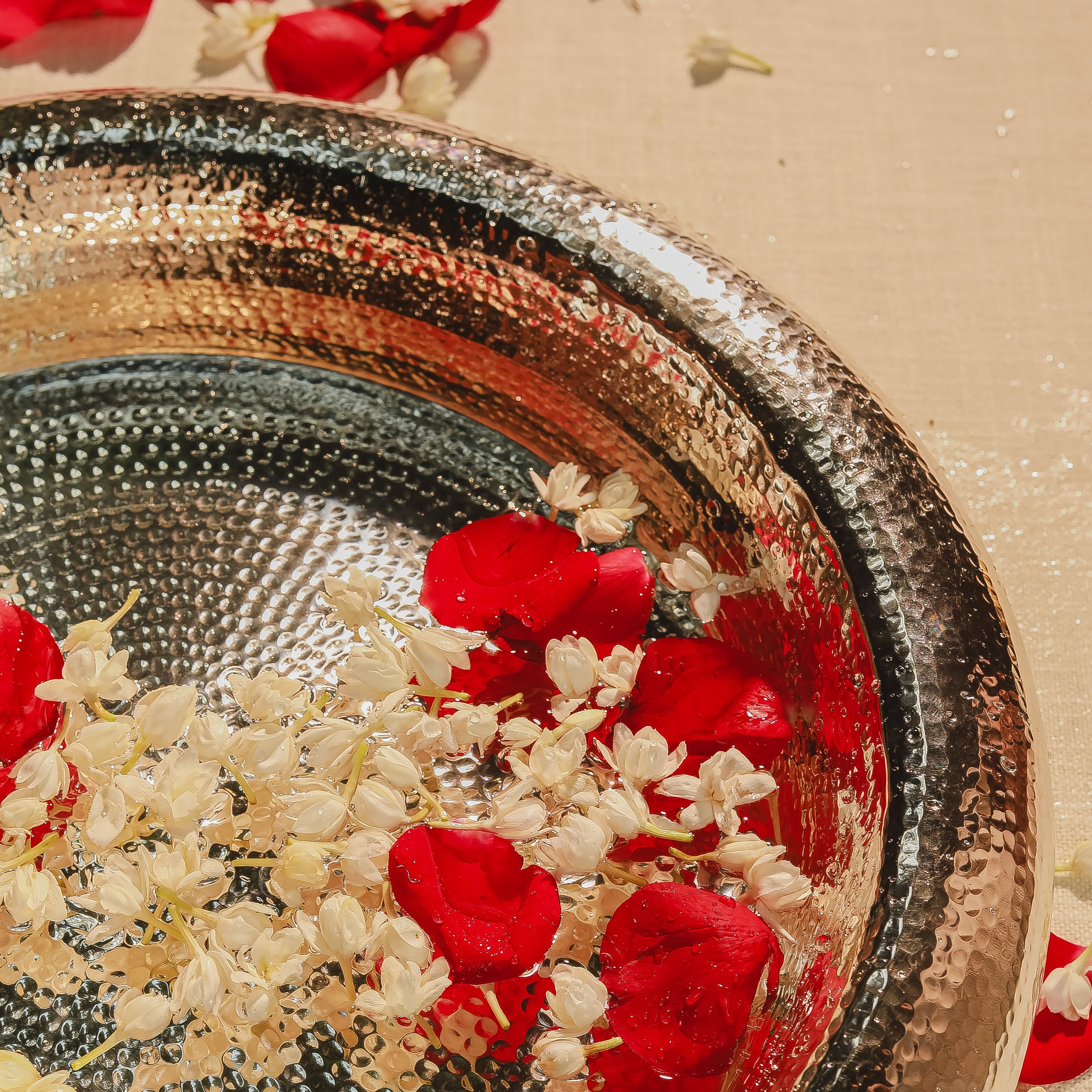 Lunar Urli Chaandi & Brass - Medium