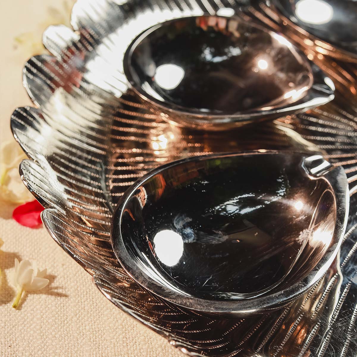 Thaal with diya set of 6