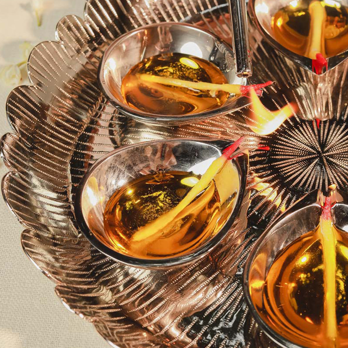 Thaal with diya set of 6