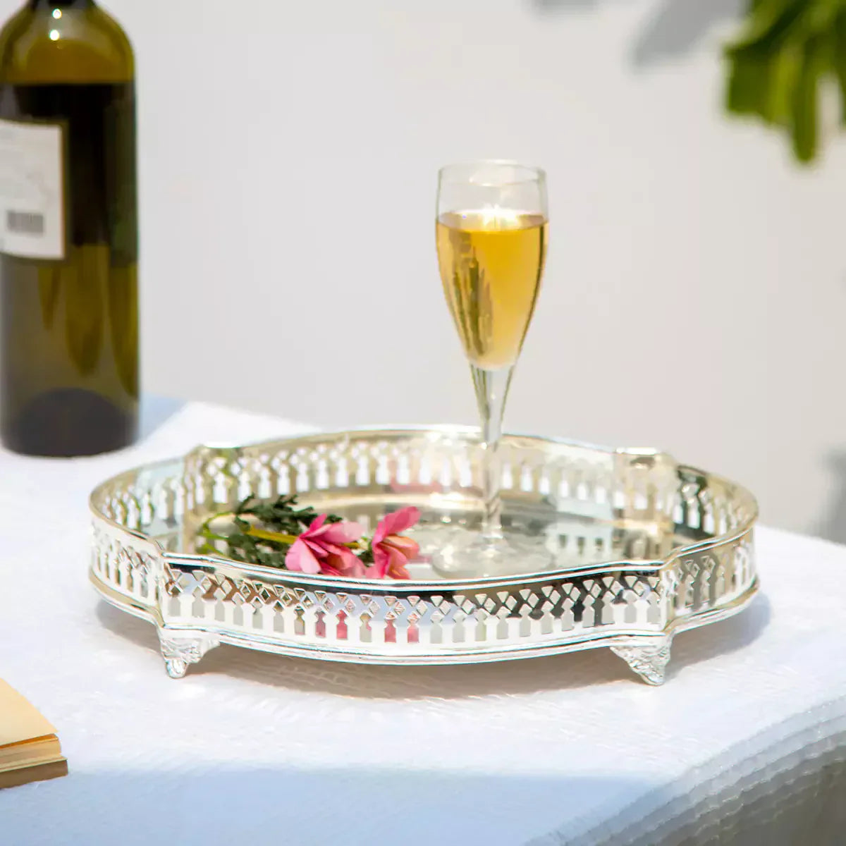 Victorian Curve Tray Medium Silver