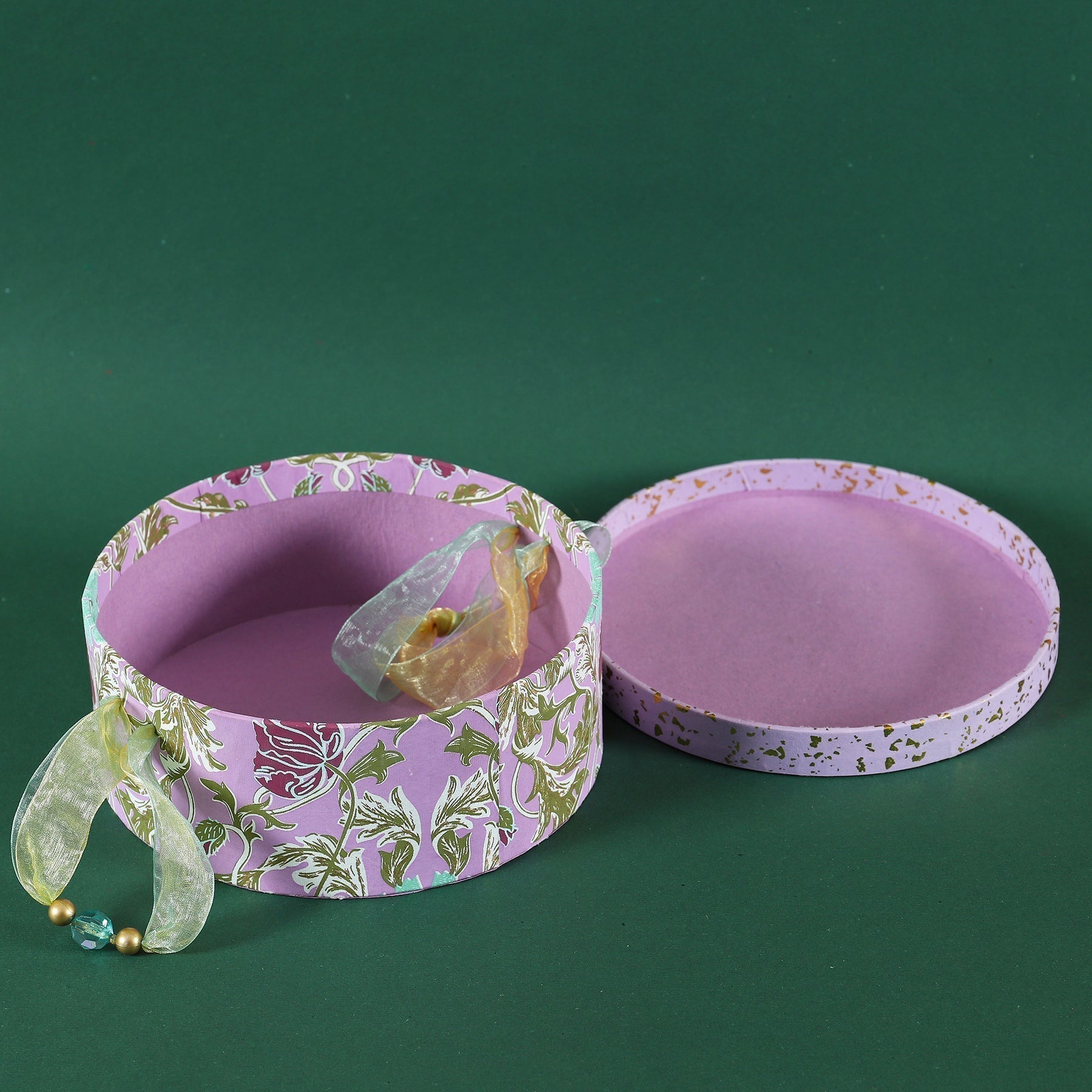 Shalimaar Round Gift Box