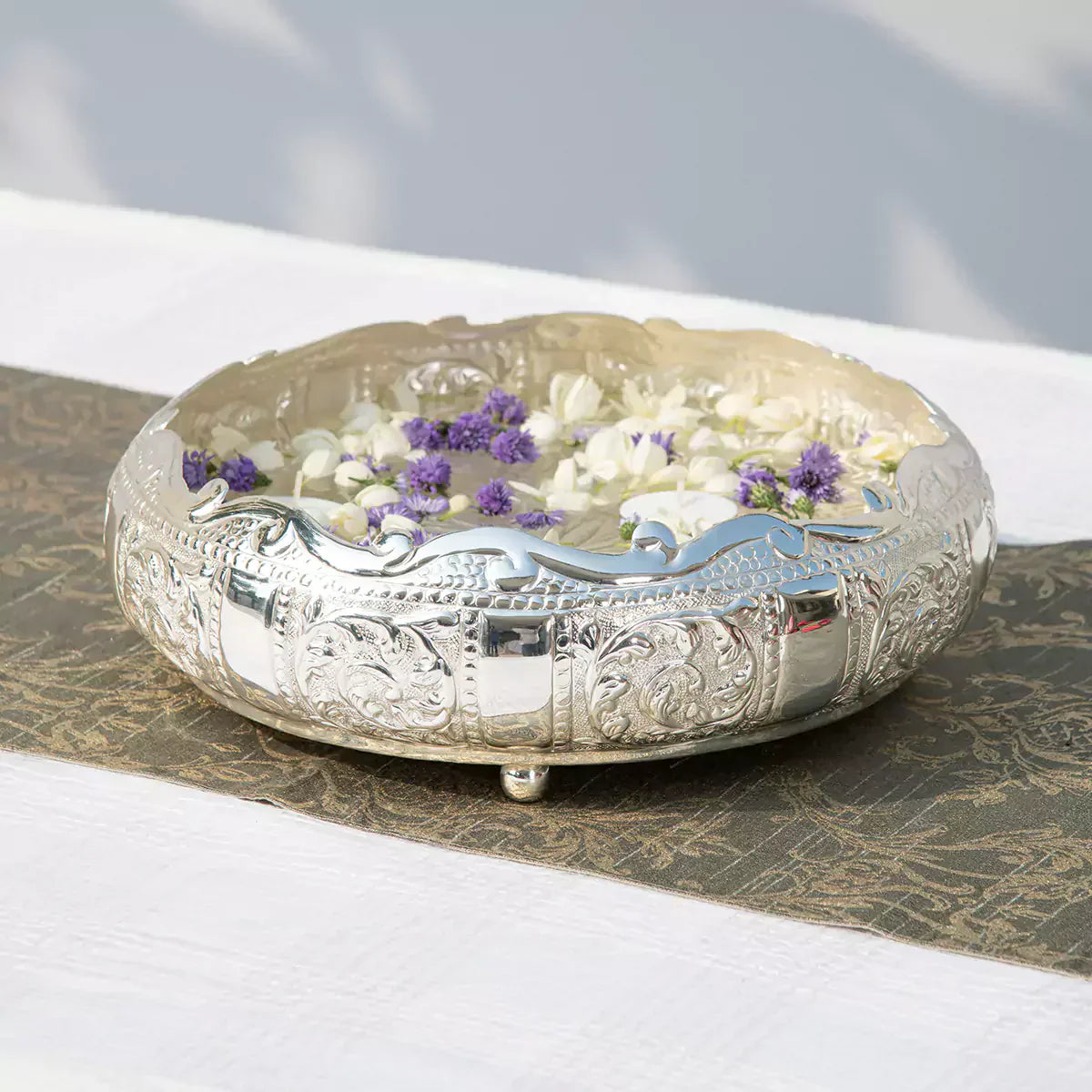Heirloom Urli Silver