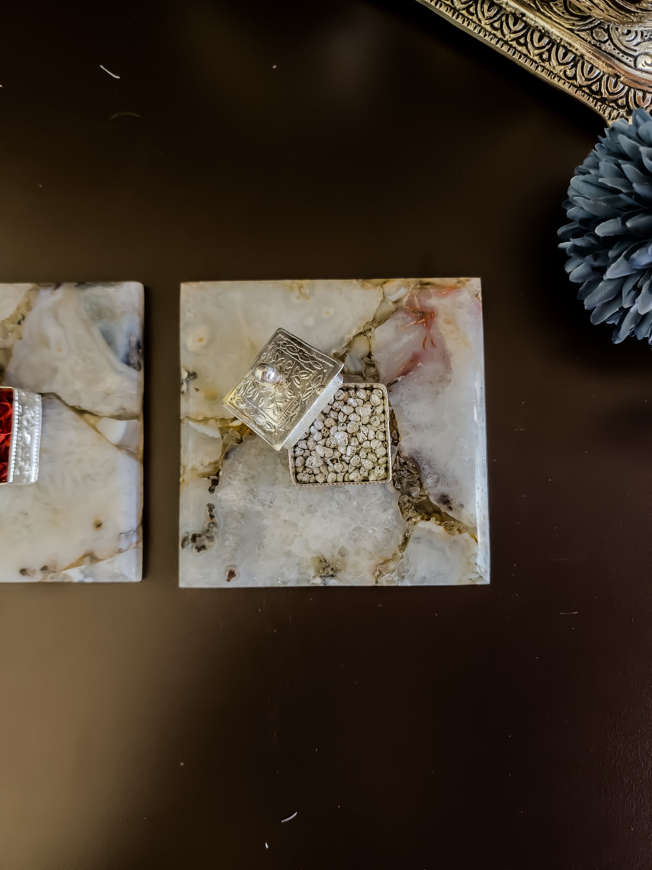 Natural Agate Kesar Elaichi Luxe Set( Square )