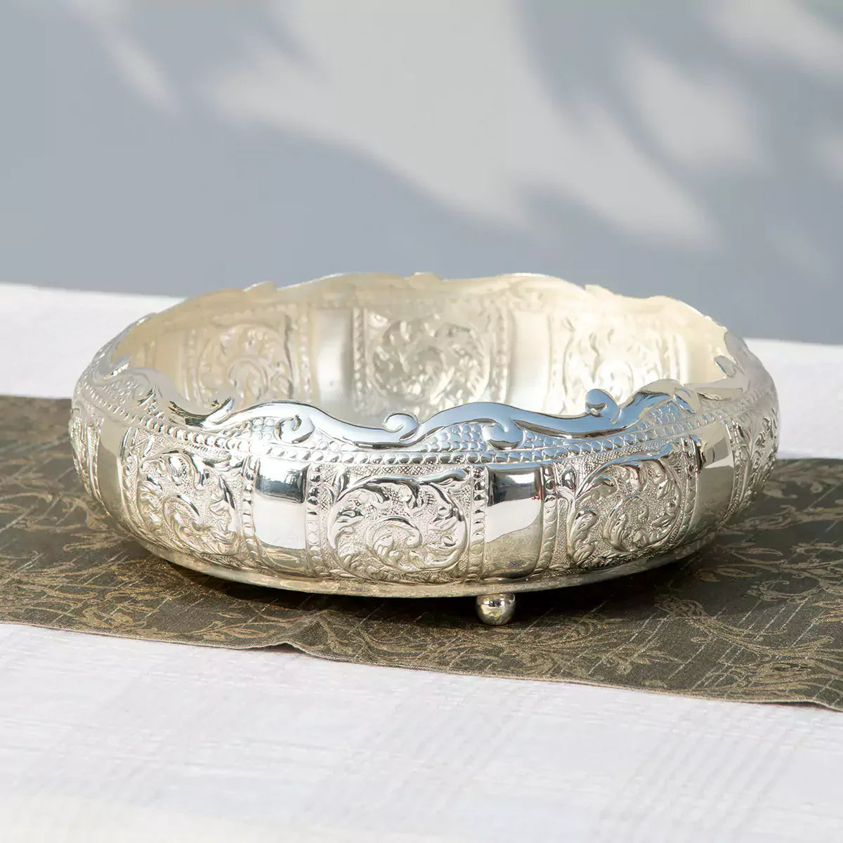 Heirloom Urli Silver