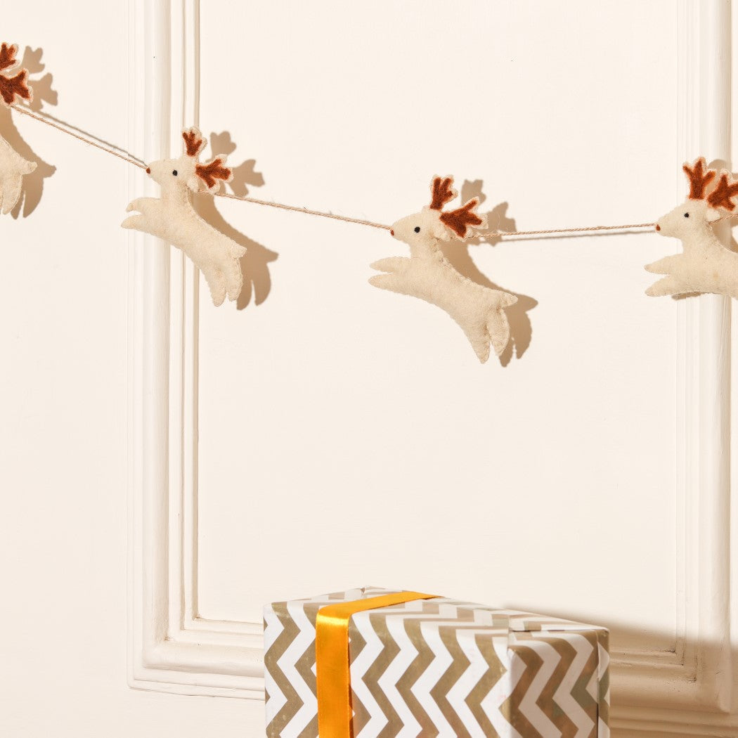 Felt Garland (4.5 feet)