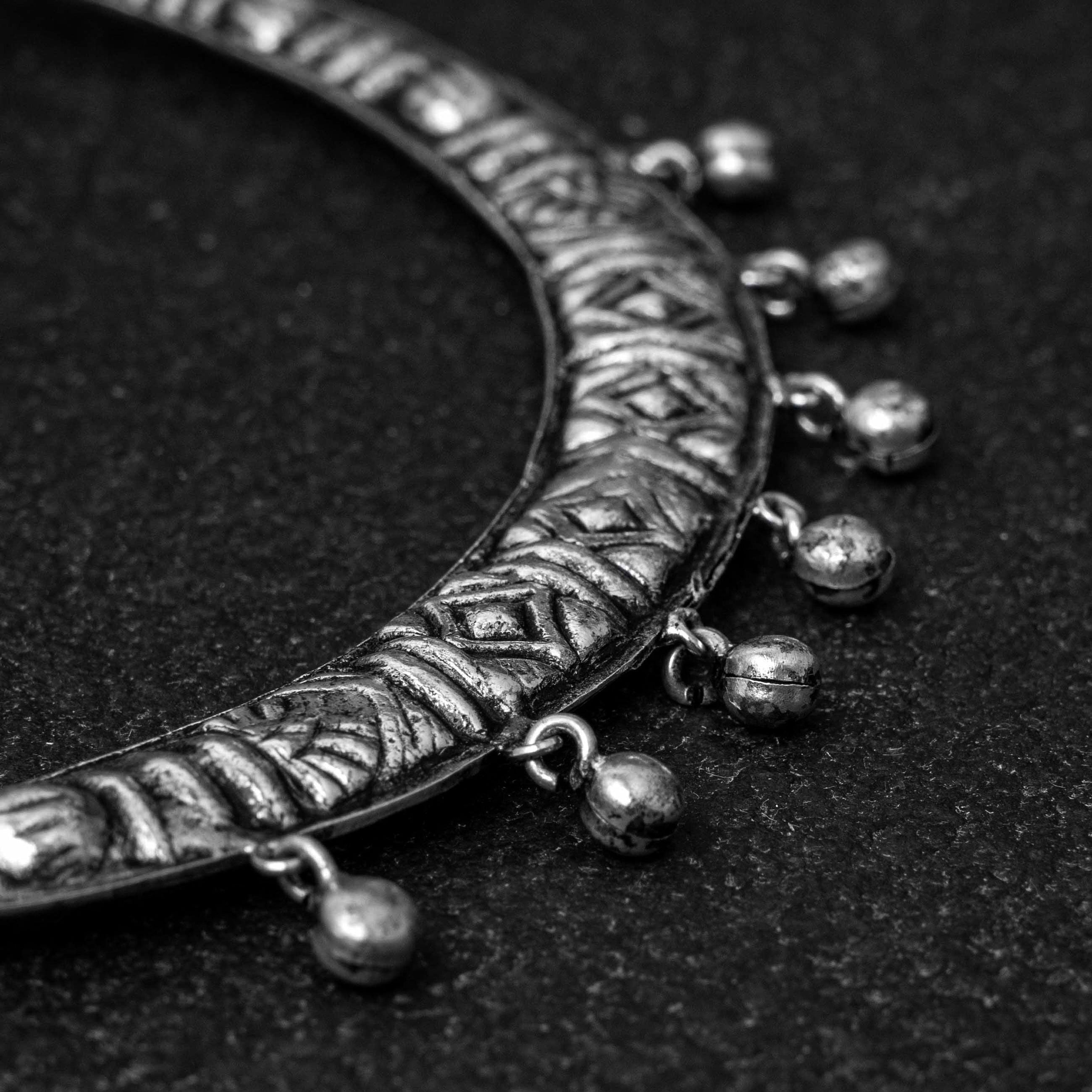 Toran Hasuli Silver Choker