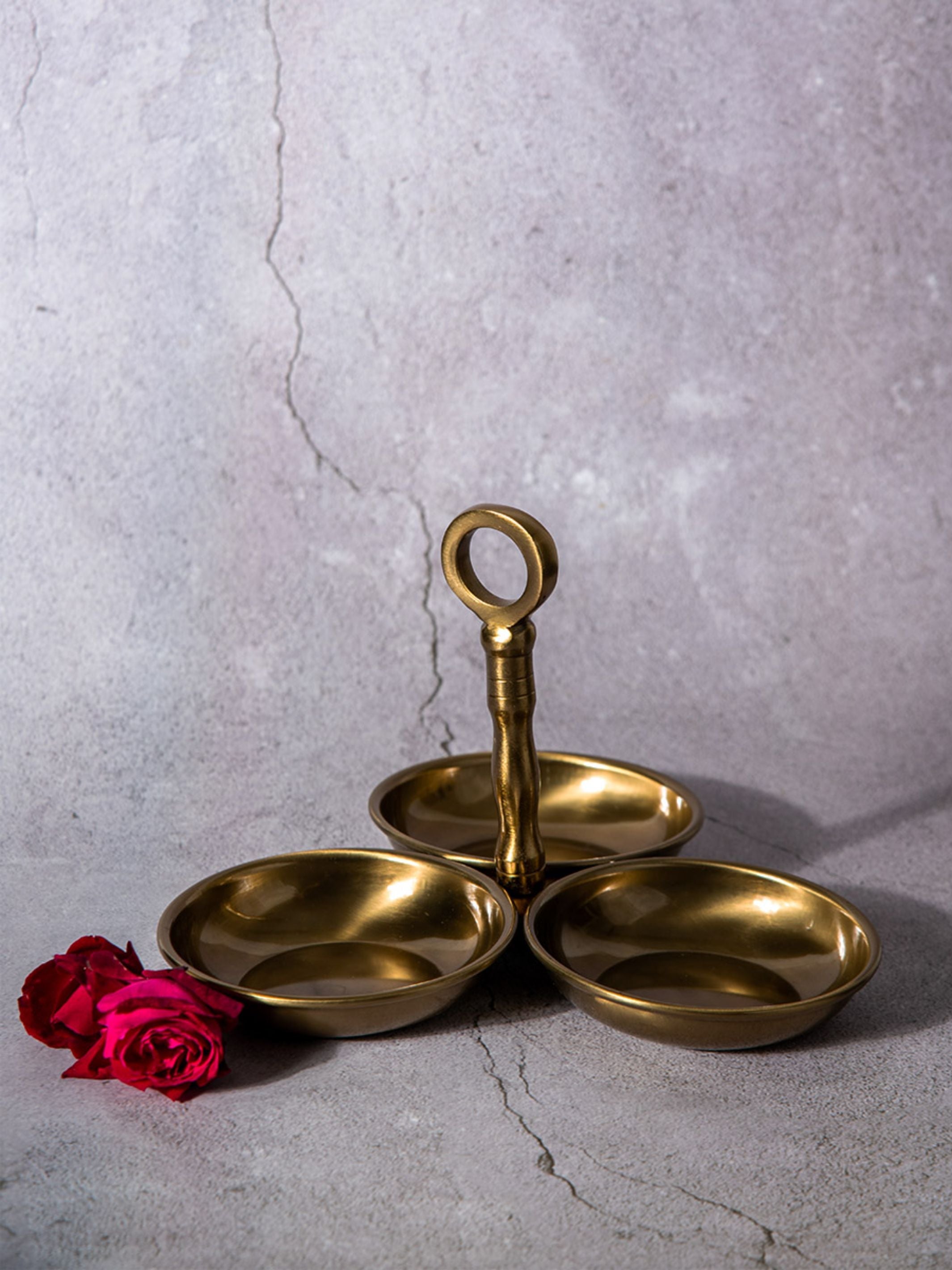 3 Bowl Serving Platter - Metal Stand