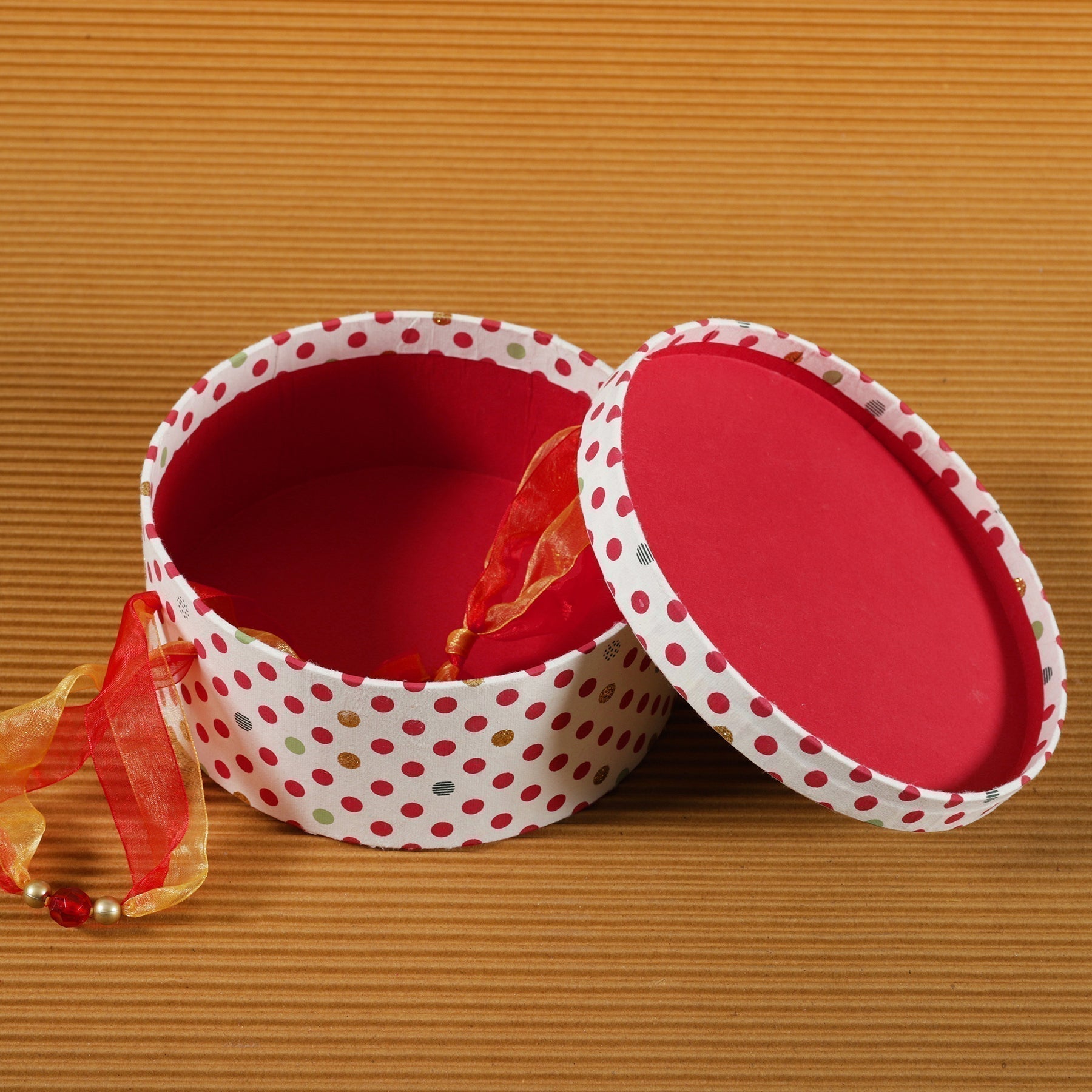 Polka Dot Round Gift Box