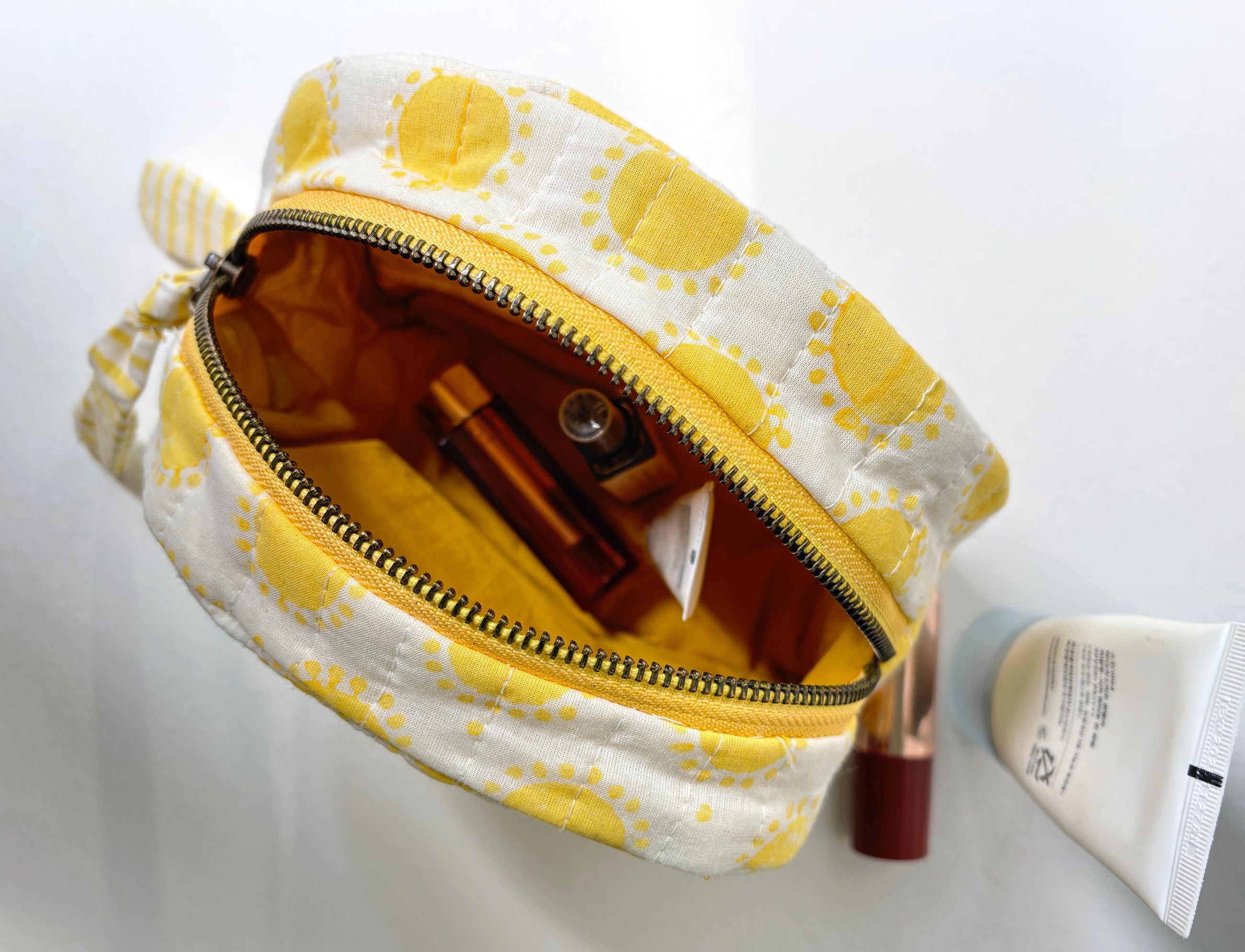 Sustainable Quilted Cotton Travel Pouch l Golden Hour Classic Organizer