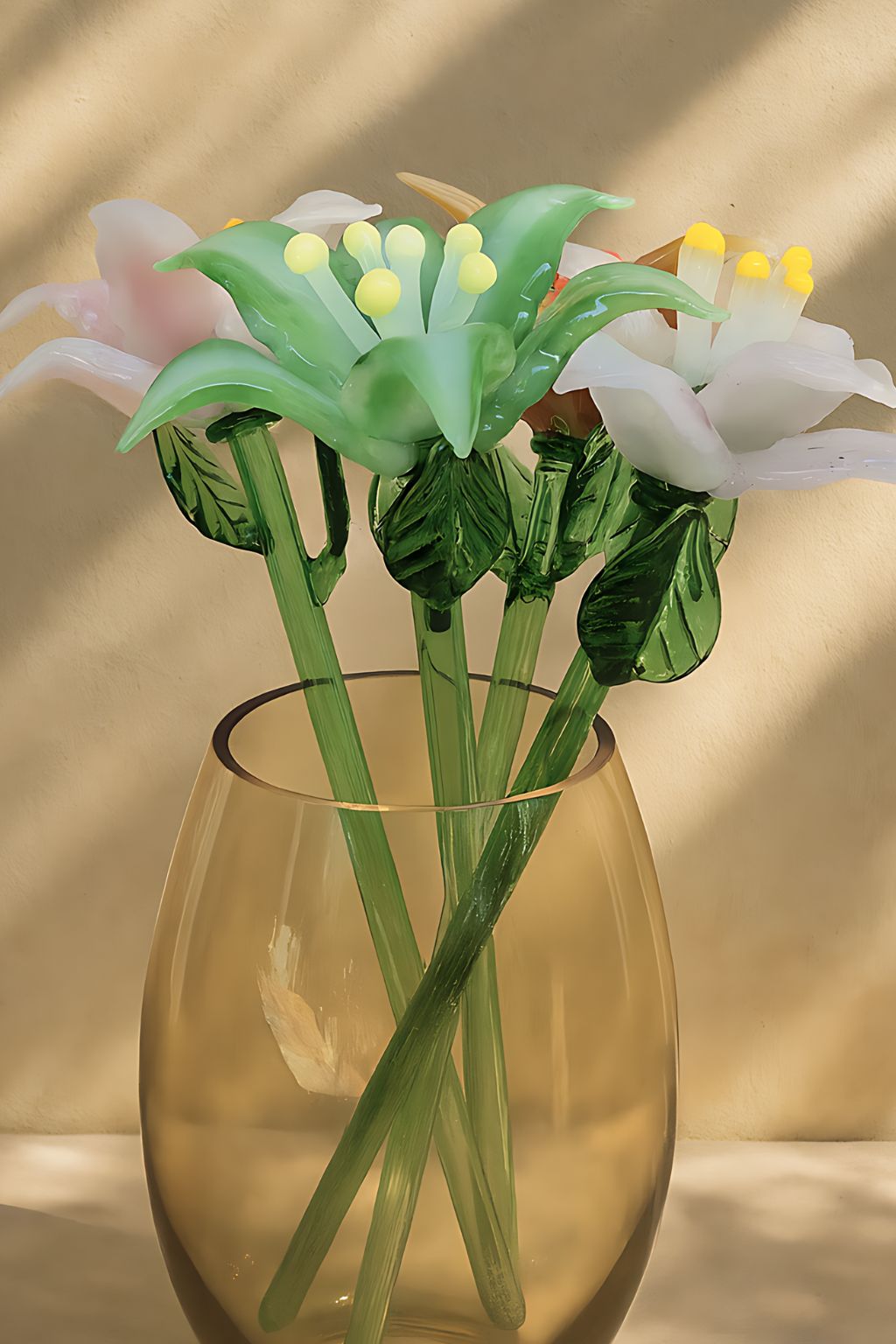 Emerald Bloom Lily – Hand-Blown Glass Flower Stem