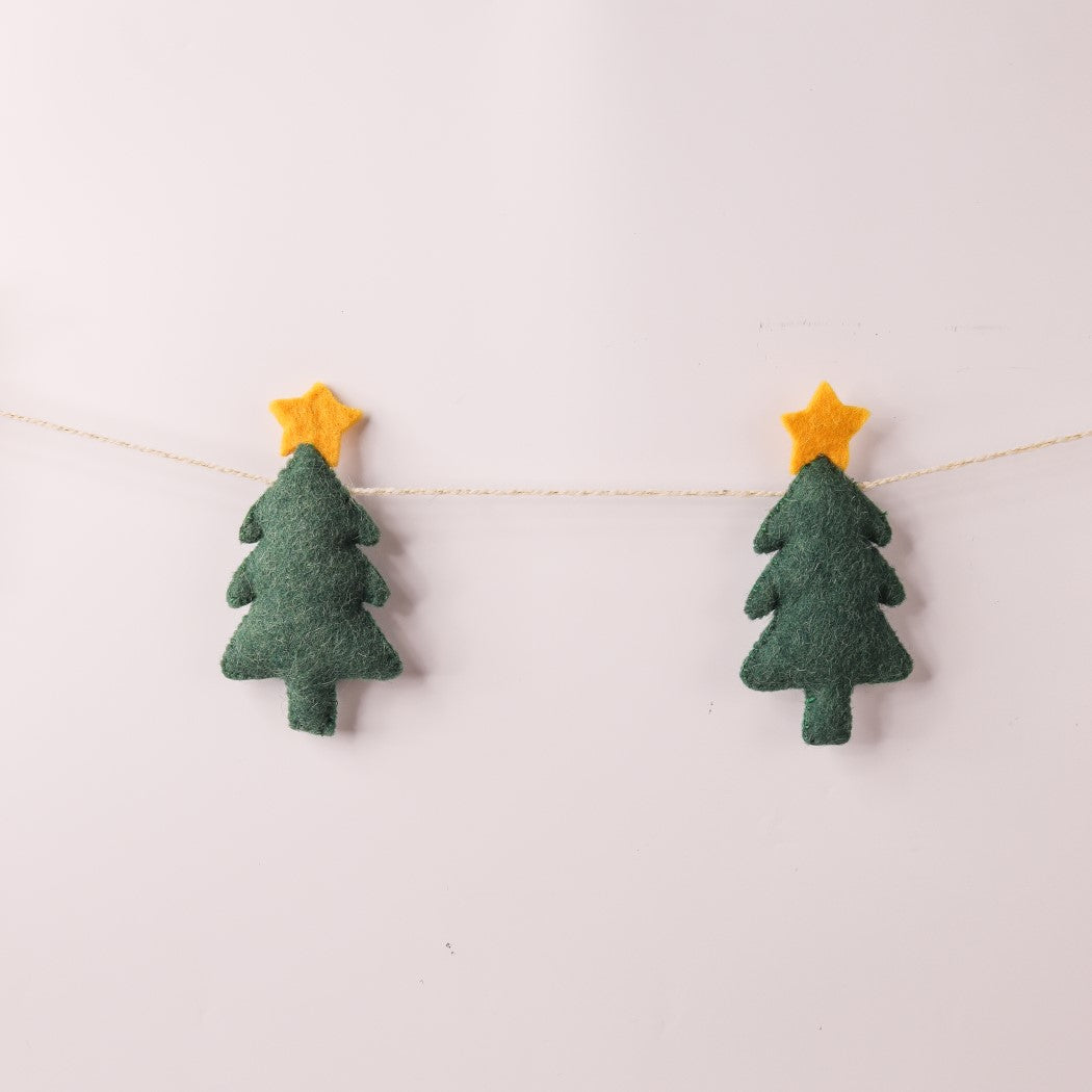 Stockings Felt Garland (4.5 feet)