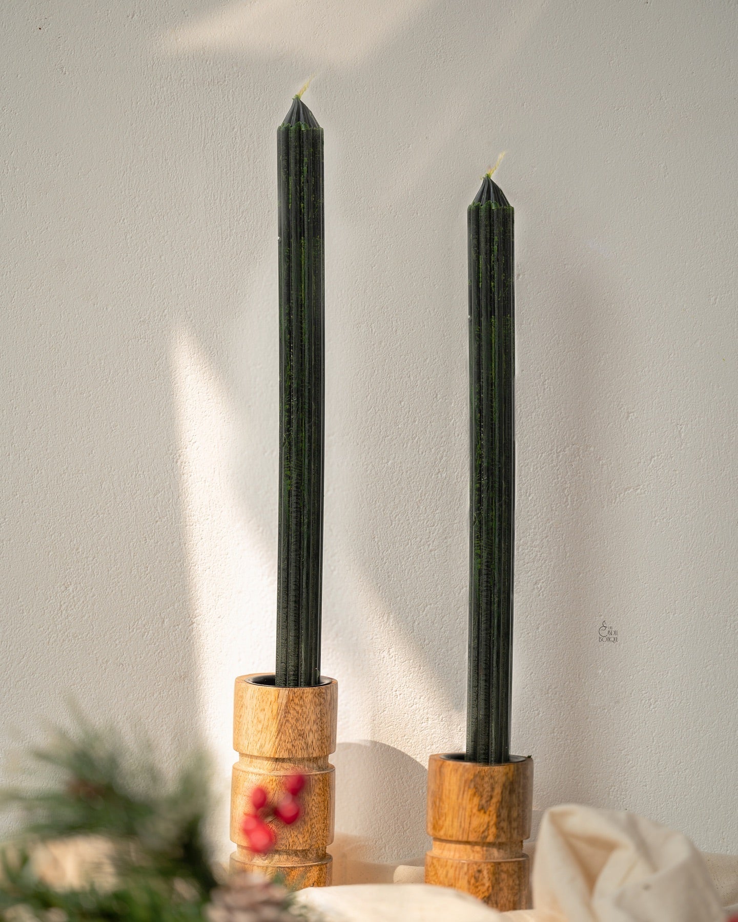 Evergreen Taper Candle Set (2 pcs)_BC_033