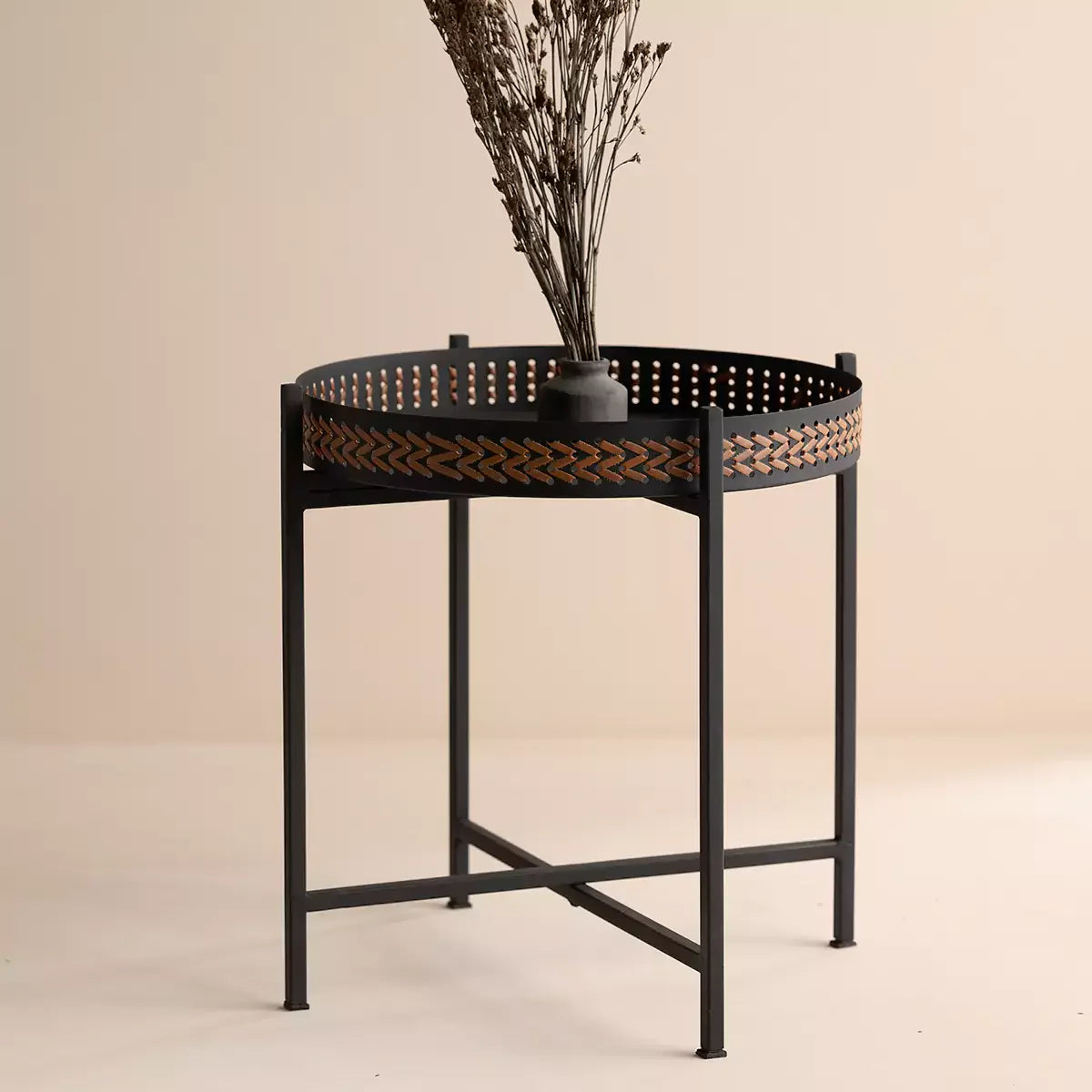 Weave Black Table