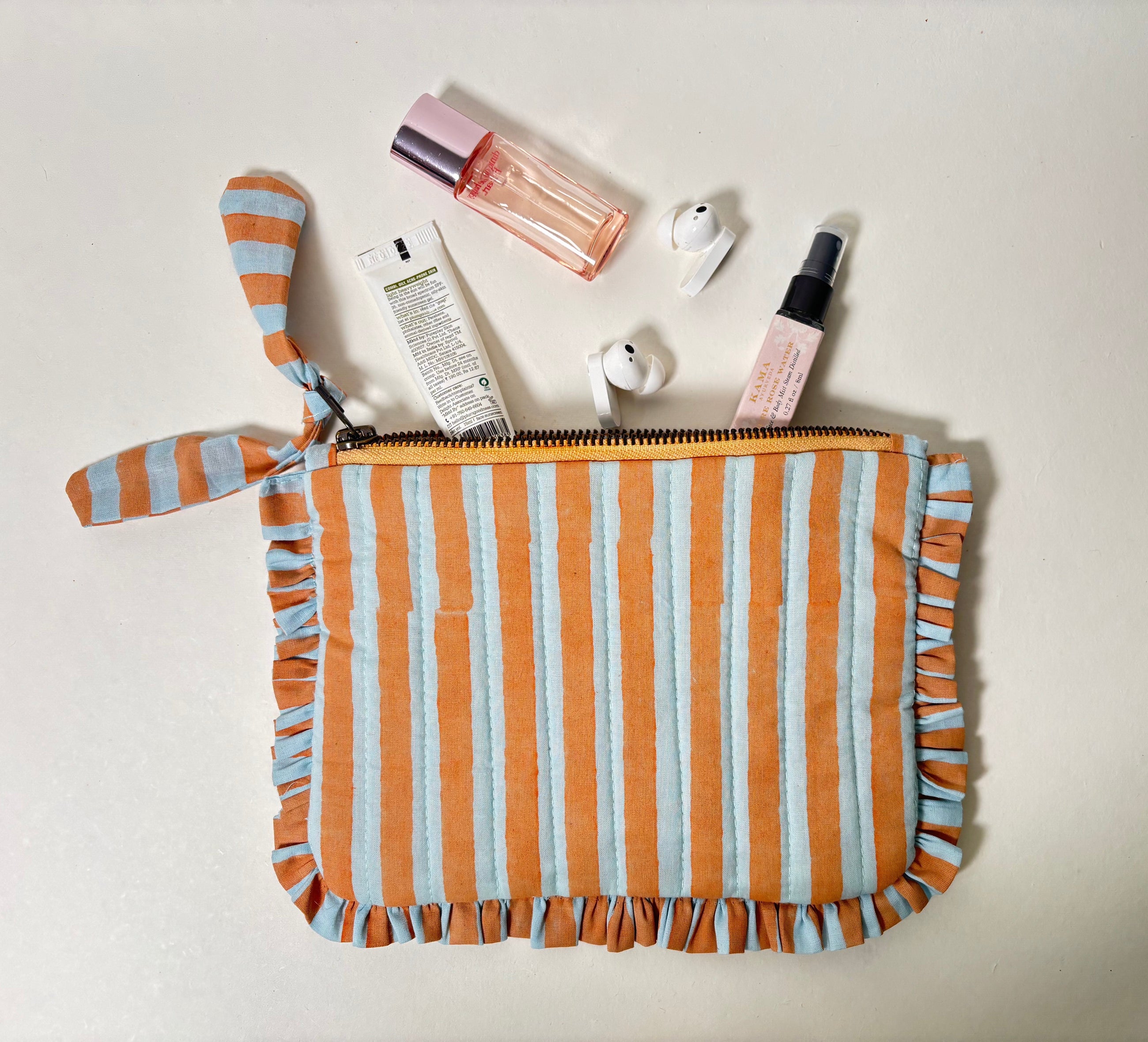 Sustainable Quilted Cotton Travel Pouch l Midsummer Bloom Flat Frill Organizer