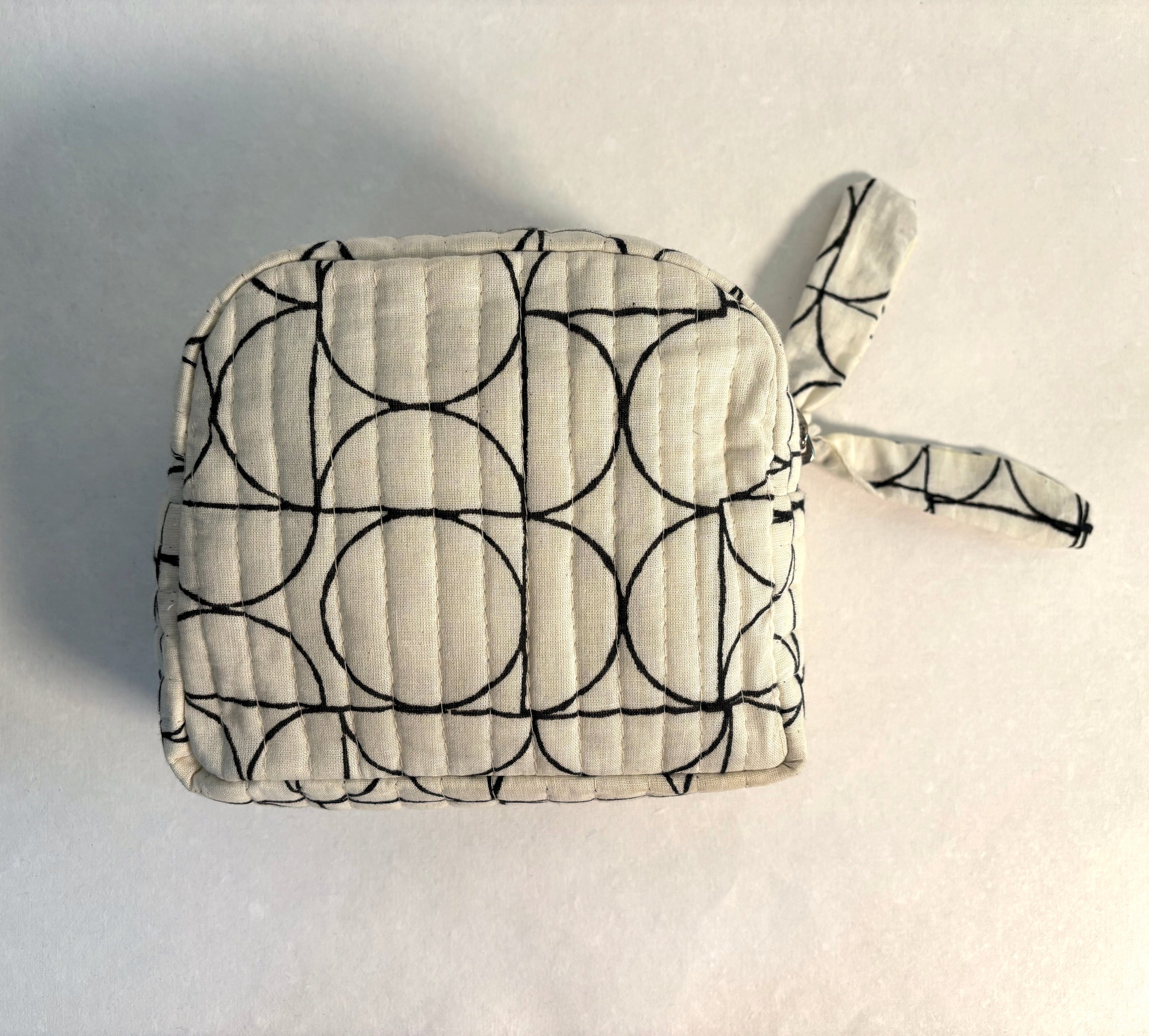 Sustainable Quilted Cotton Travel Pouch l Black & White Organizer