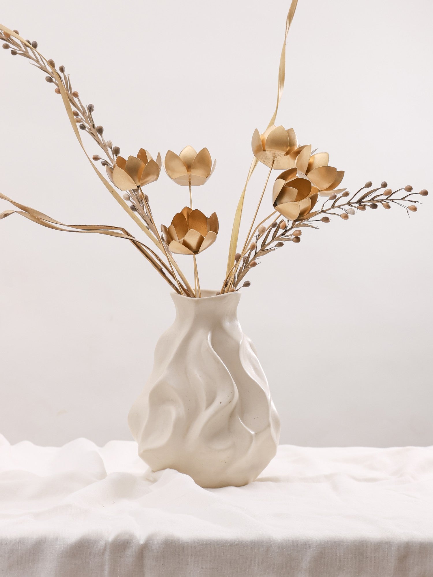 Golden Lotus Blossom Metal Sticks