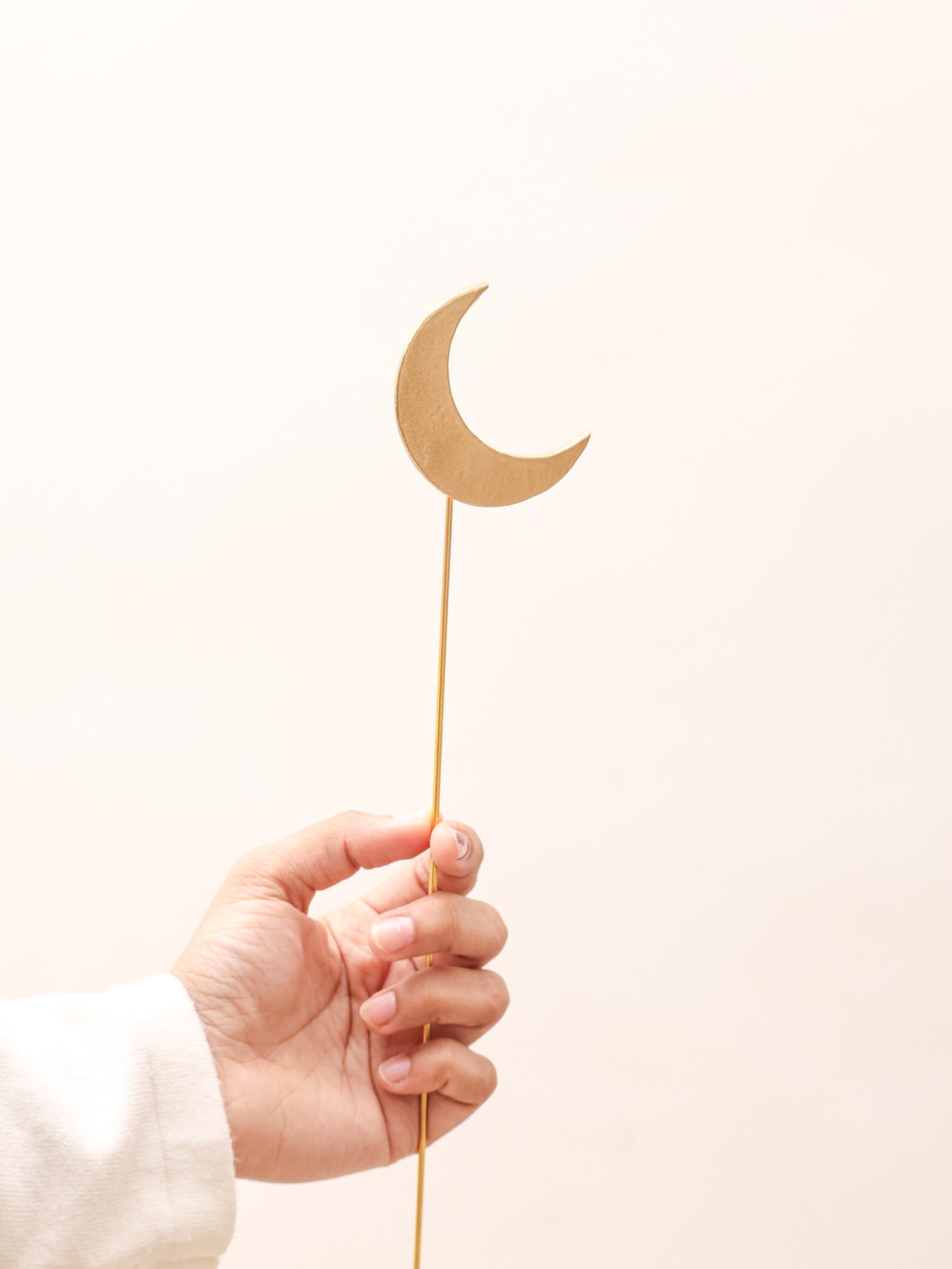 Golden Persian Charm Metal Sticks