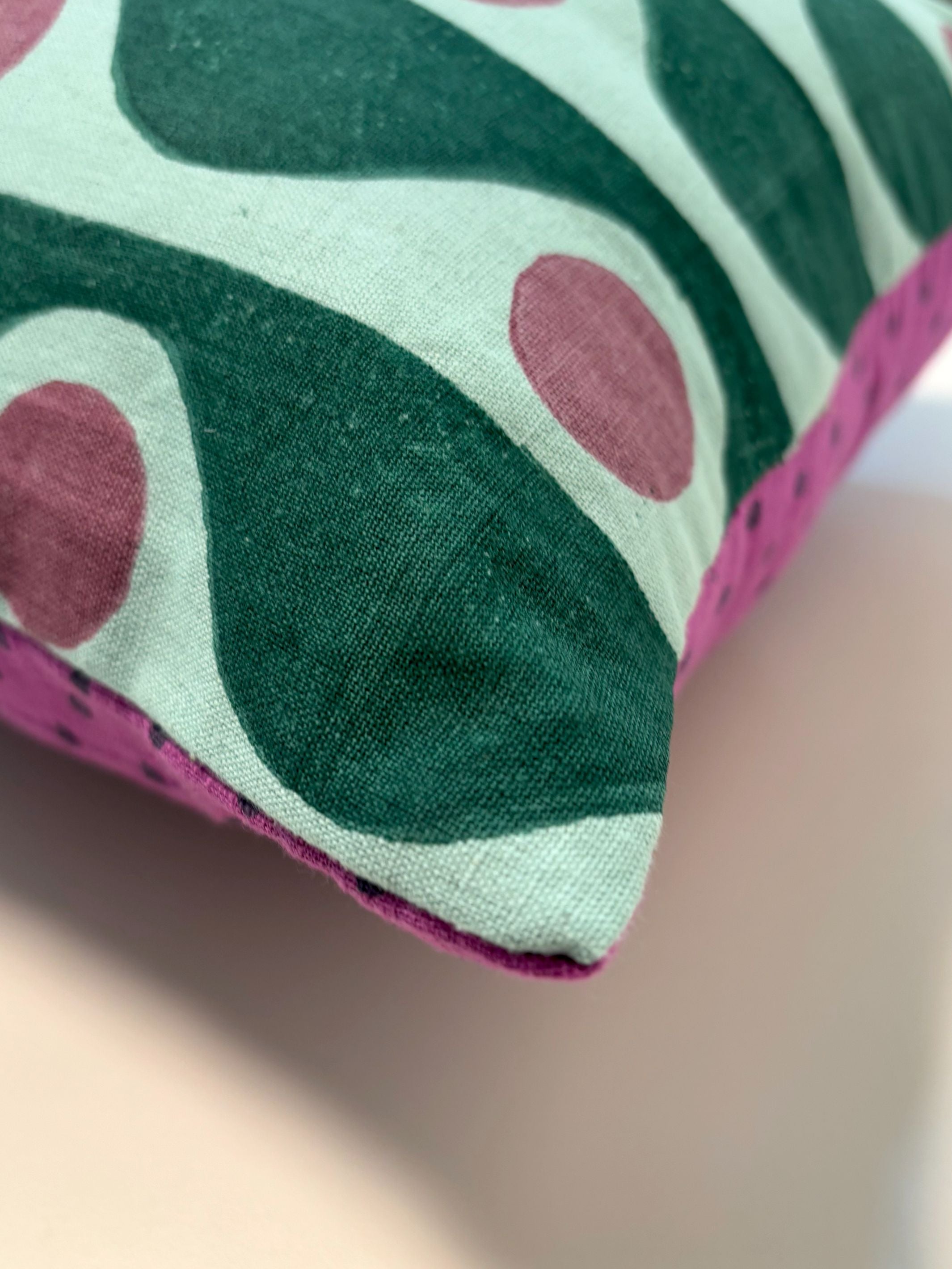 Tide Dot, Cotton Reversible Reactangle Cushion Cover l Purple & Green