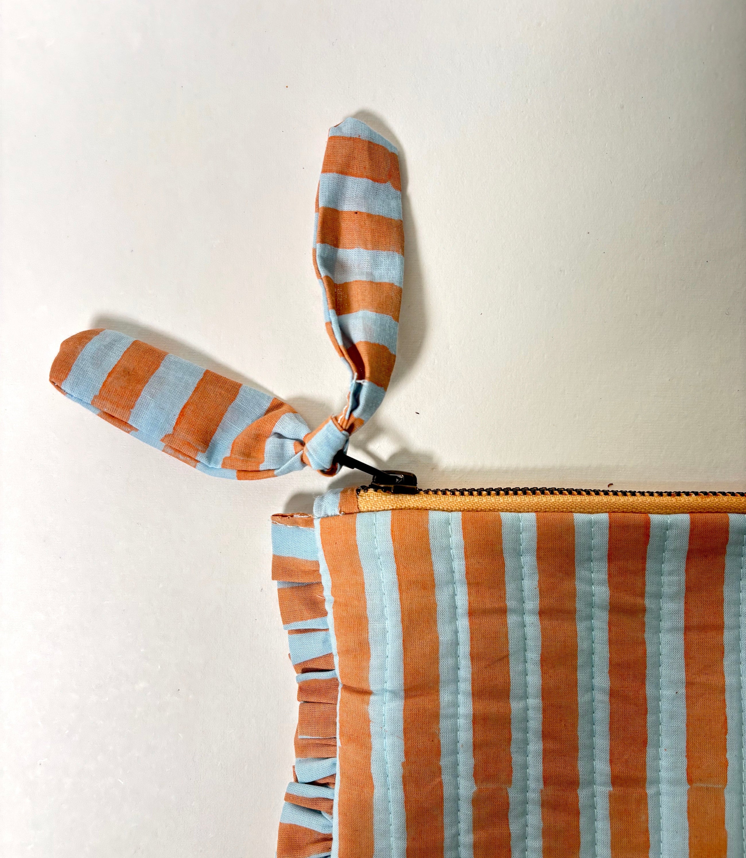 Sustainable Quilted Cotton Travel Pouch l Midsummer Bloom Flat Frill Organizer