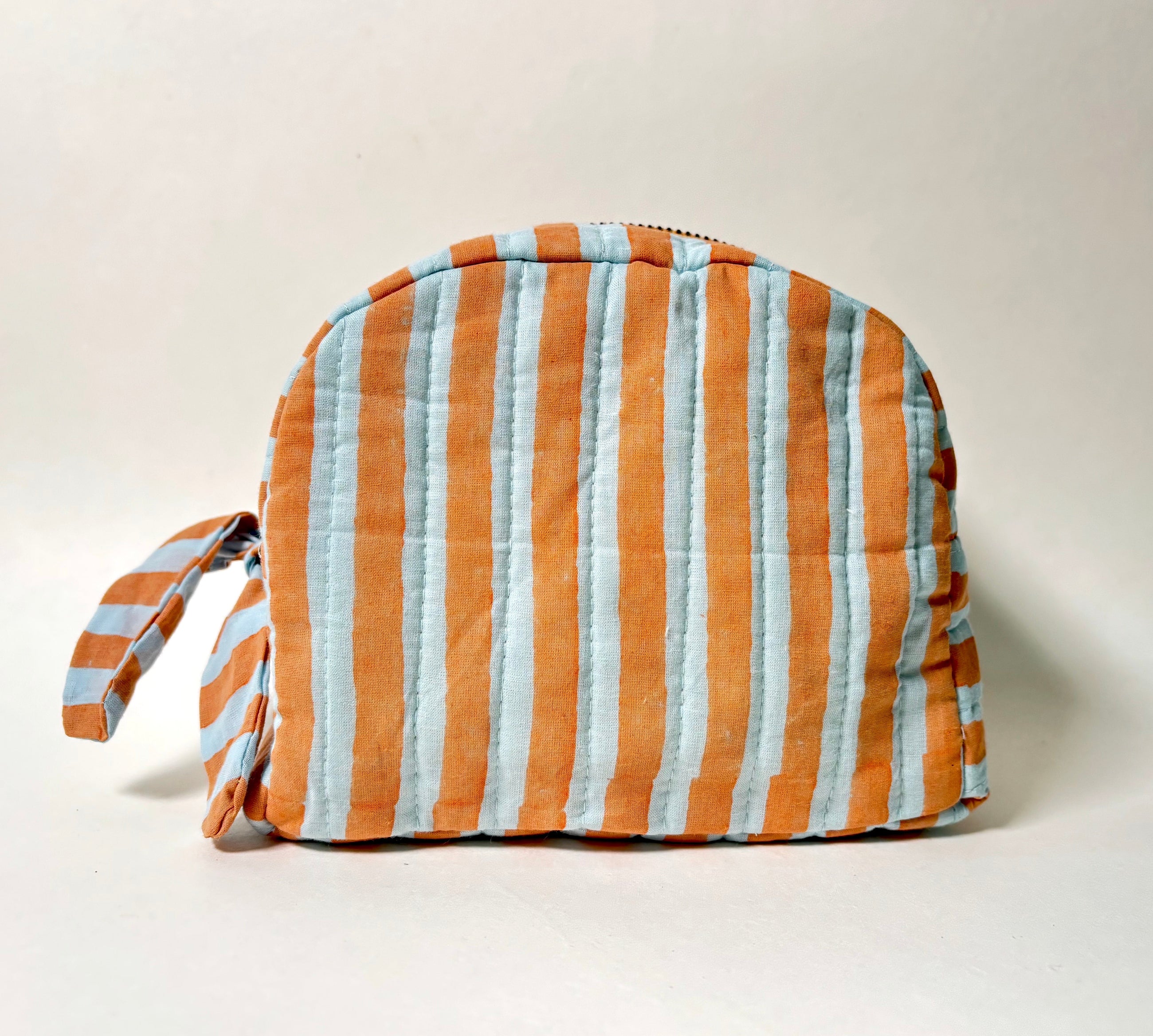 Sustainable Quilted Cotton Travel Pouch l Midsummer Bloom Classic Organiser