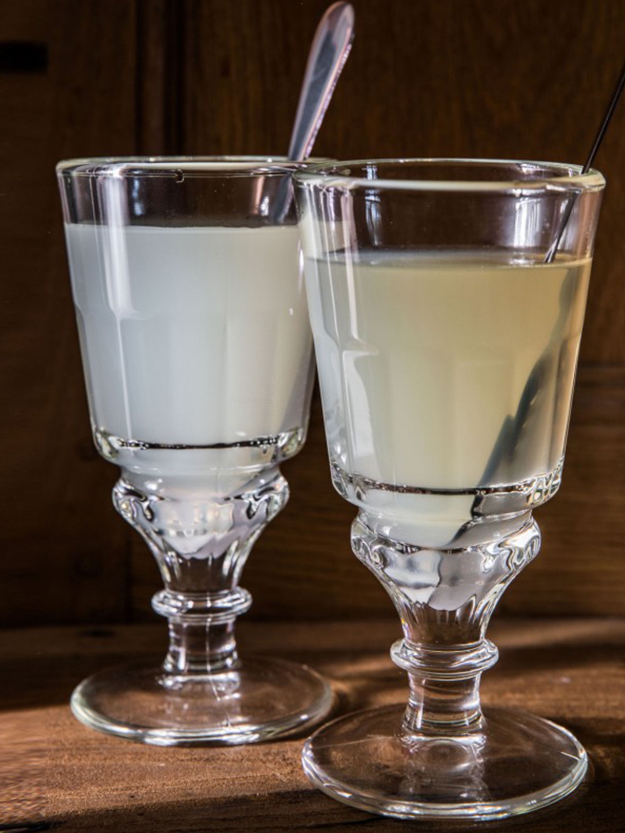 Tasting Set Absinthe (Set of 2 glasses & 1 Absinthe)