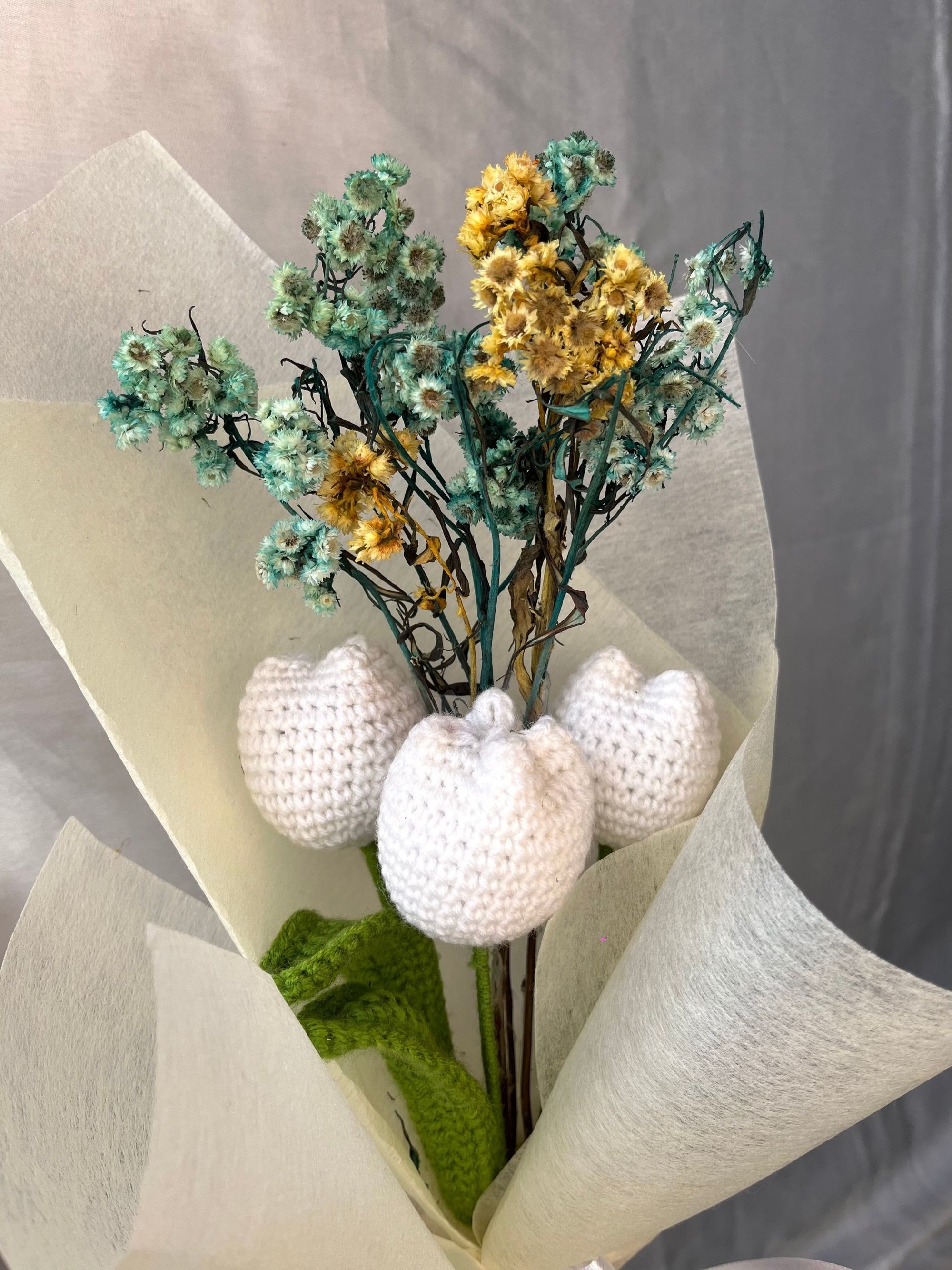 Tulip & Daisy Harmony bouquet