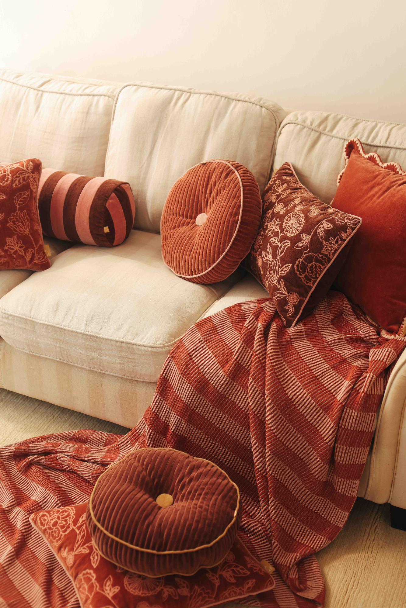 Luna Rhubarb Velvet Round Cushion