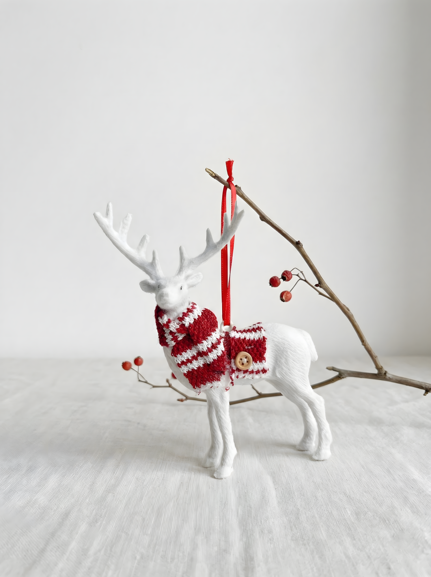 Christmas Tree Ornaments Set of 2 – Snowy Cottage and White Reindeer