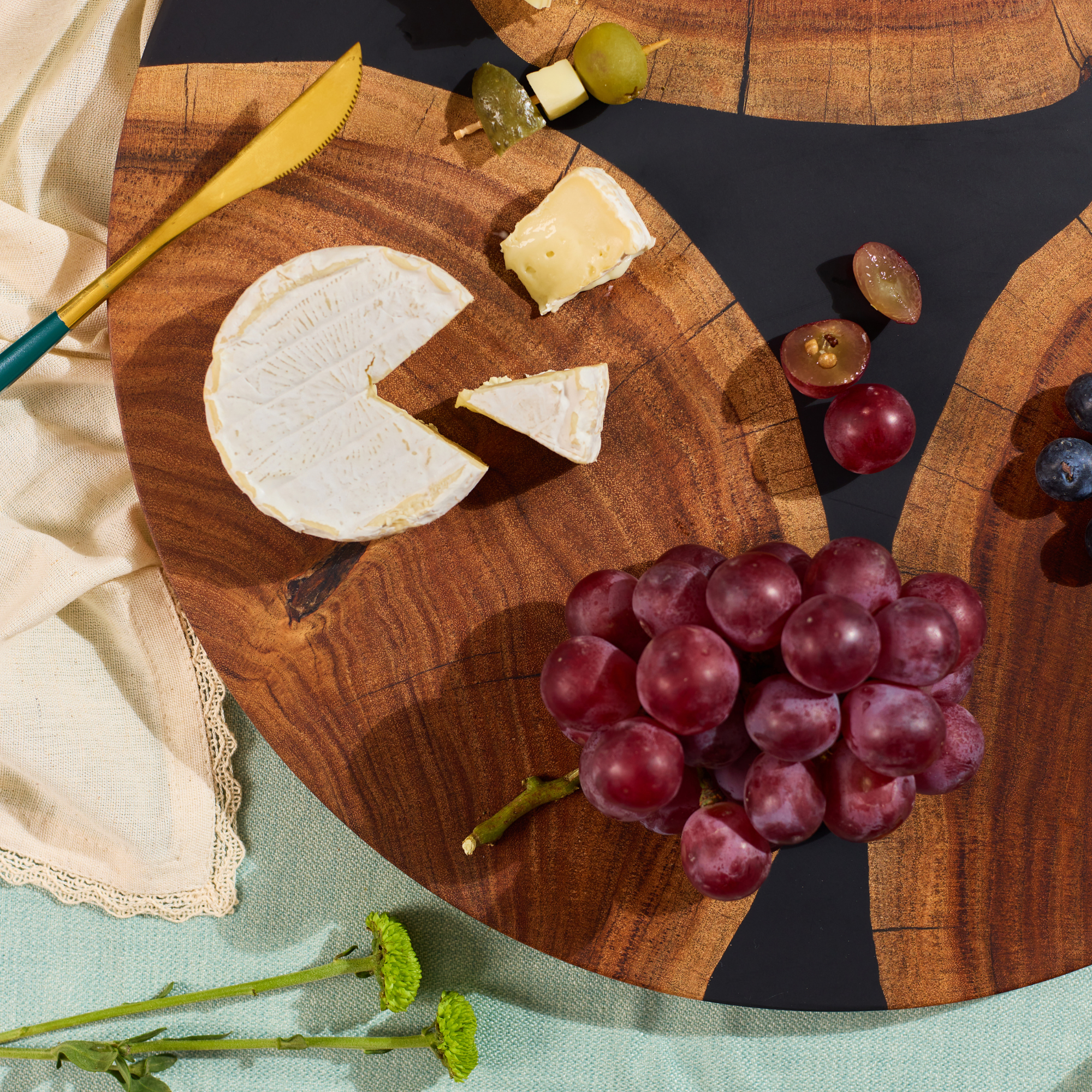 Lazy Susan Platter – Acacia Wood with Aqua Black Resin Finish-Black