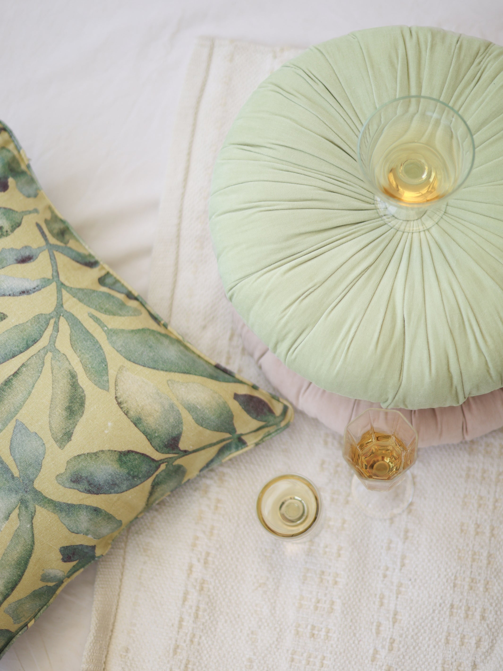 Round Cushion Cover - Cuddle Pistachio