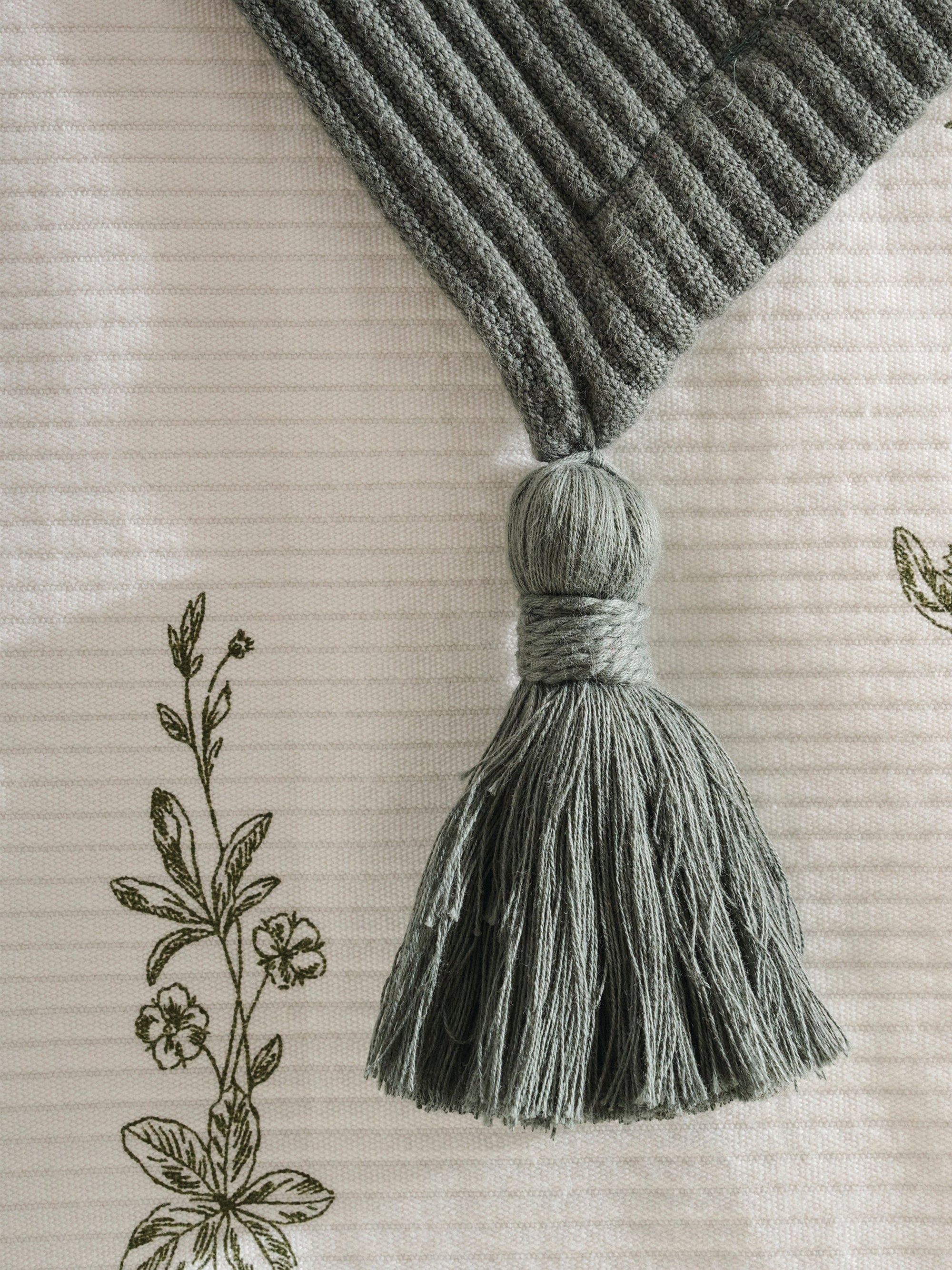 Corn Row Cotton Bamboo Cord Rib Throw