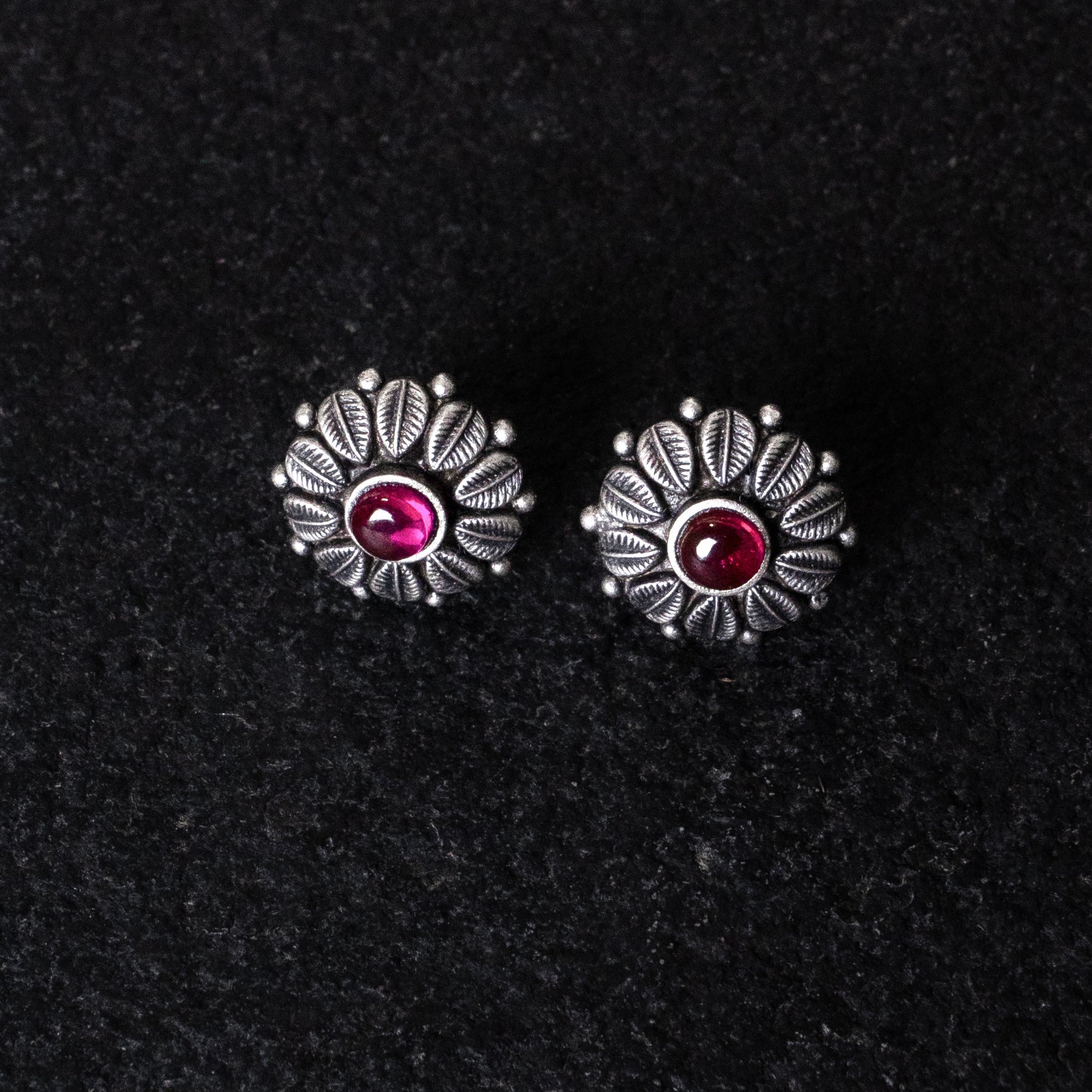 Phooli Studs