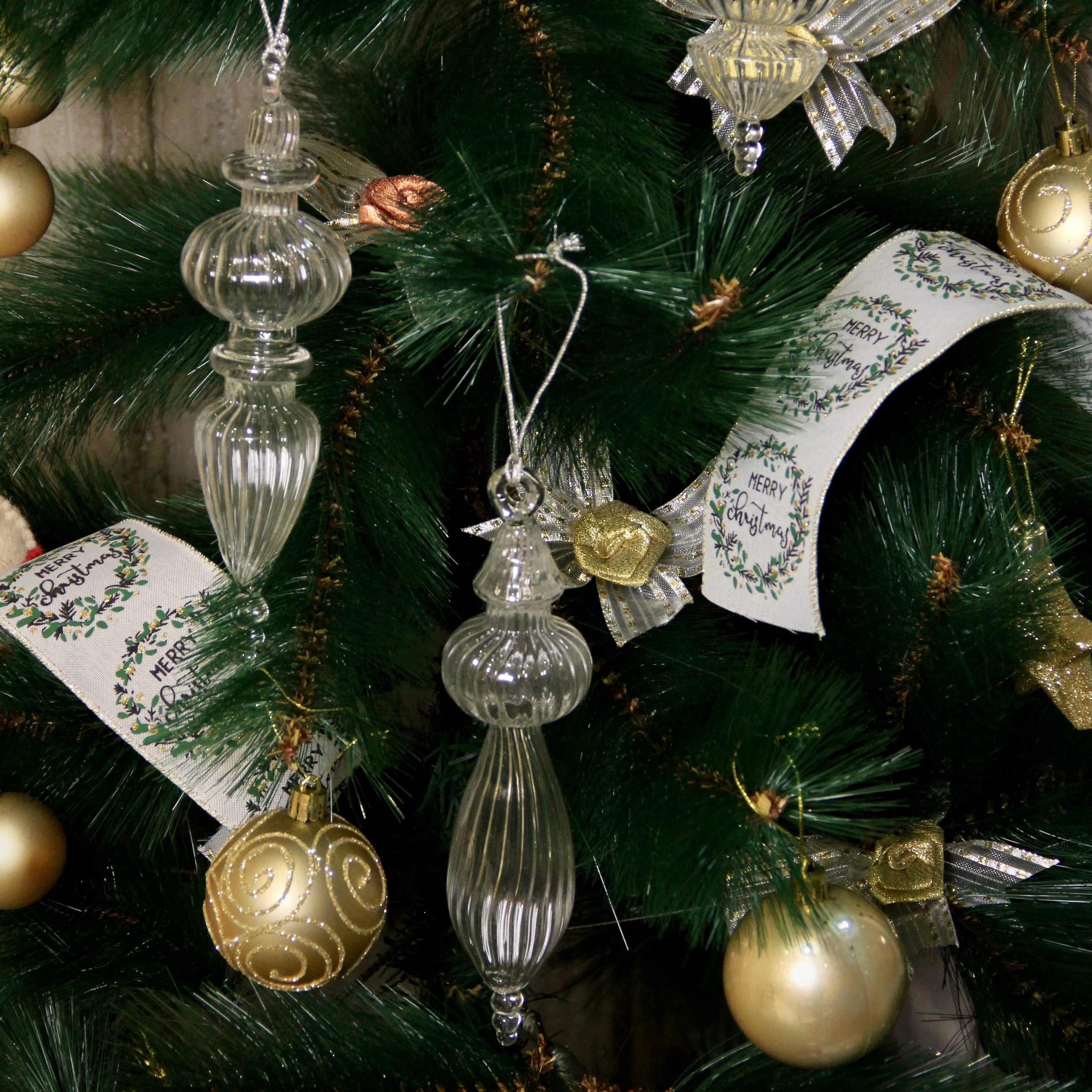 Glass Ornament (6 pc)