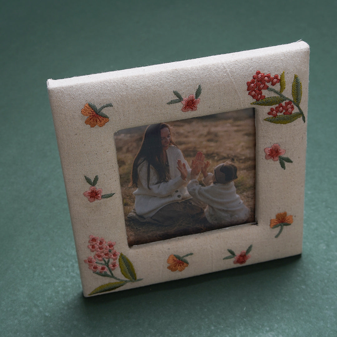 The Keepsake Gift Set (Frame & Tray)