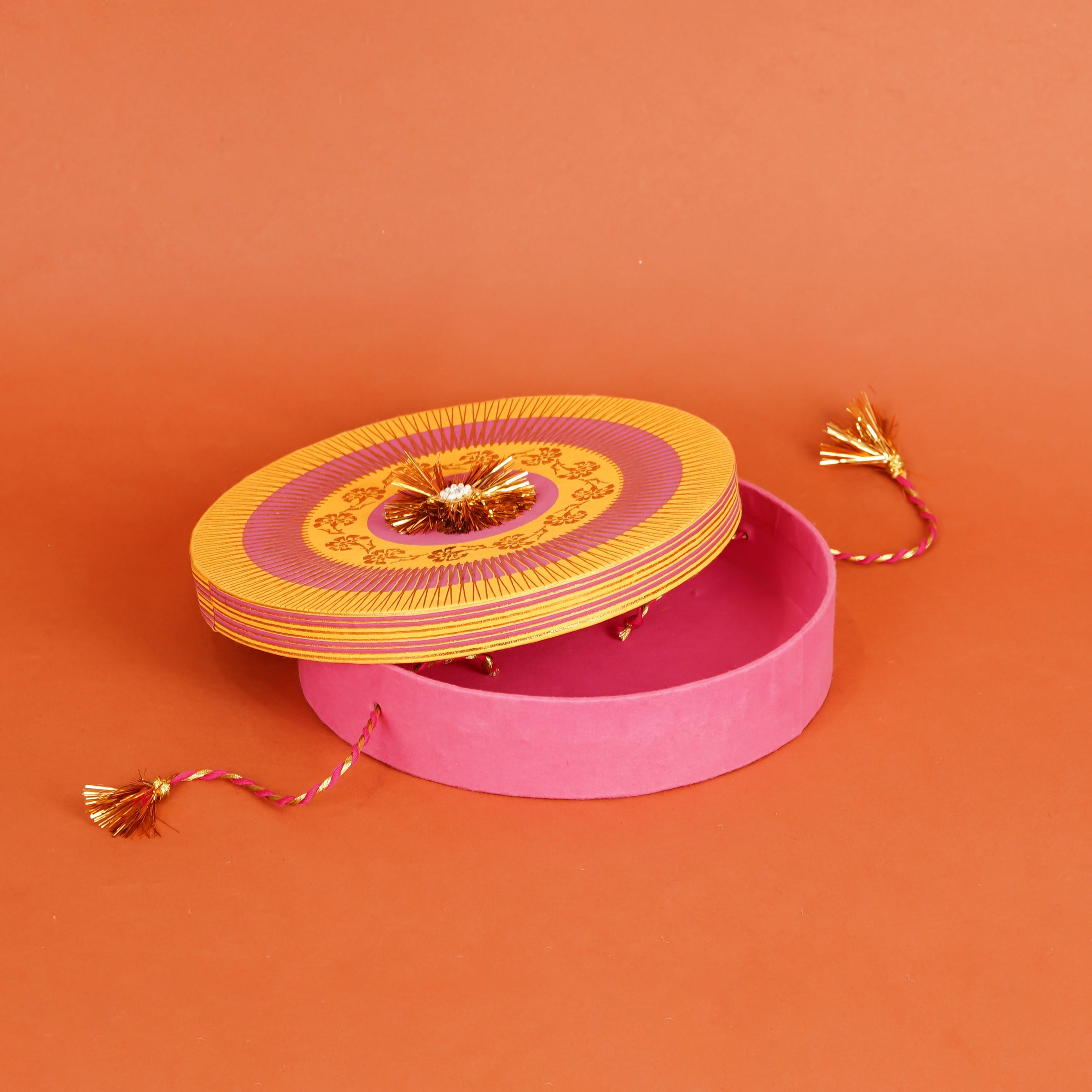 Rakhi Shaped Box