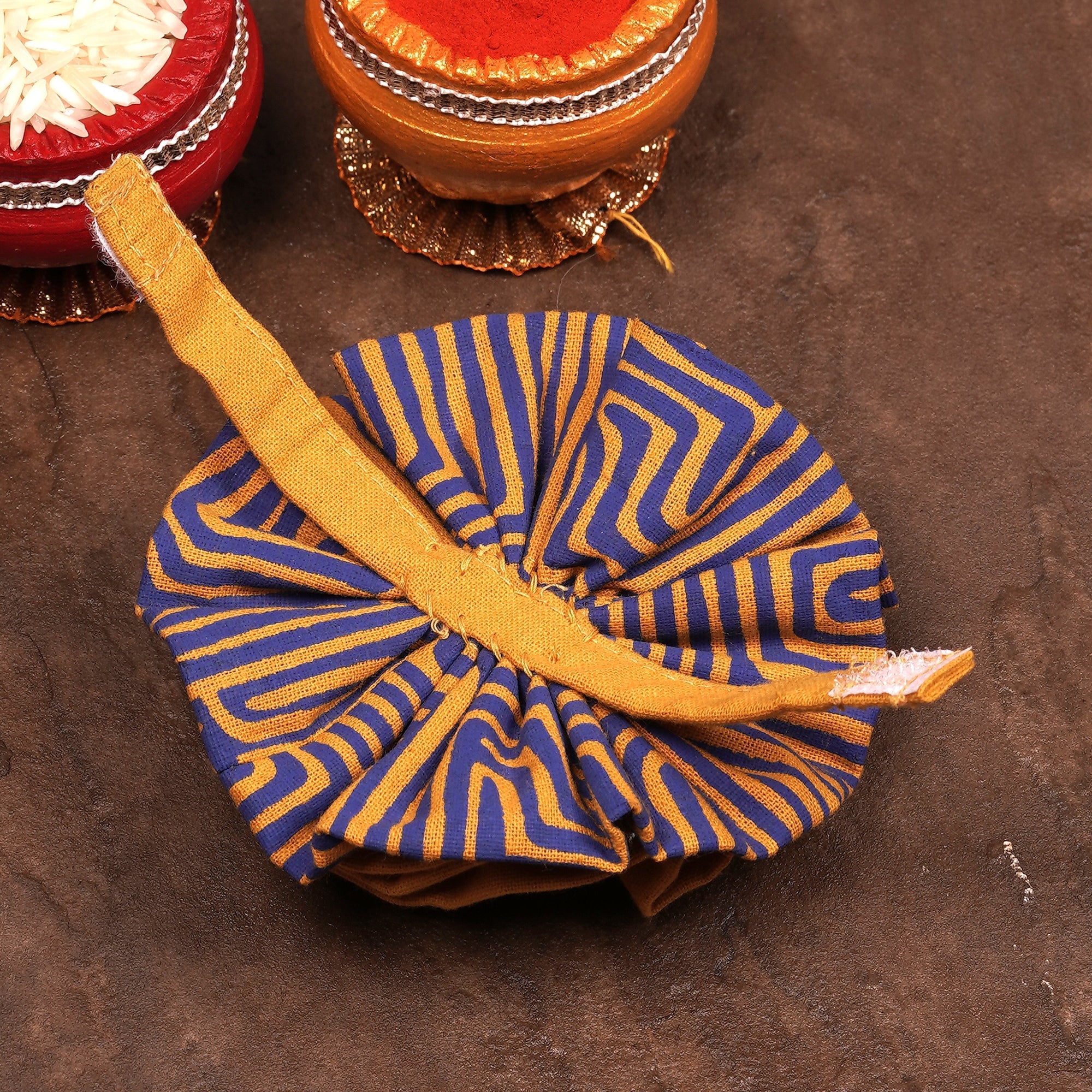 Neckhug Rakhi Band