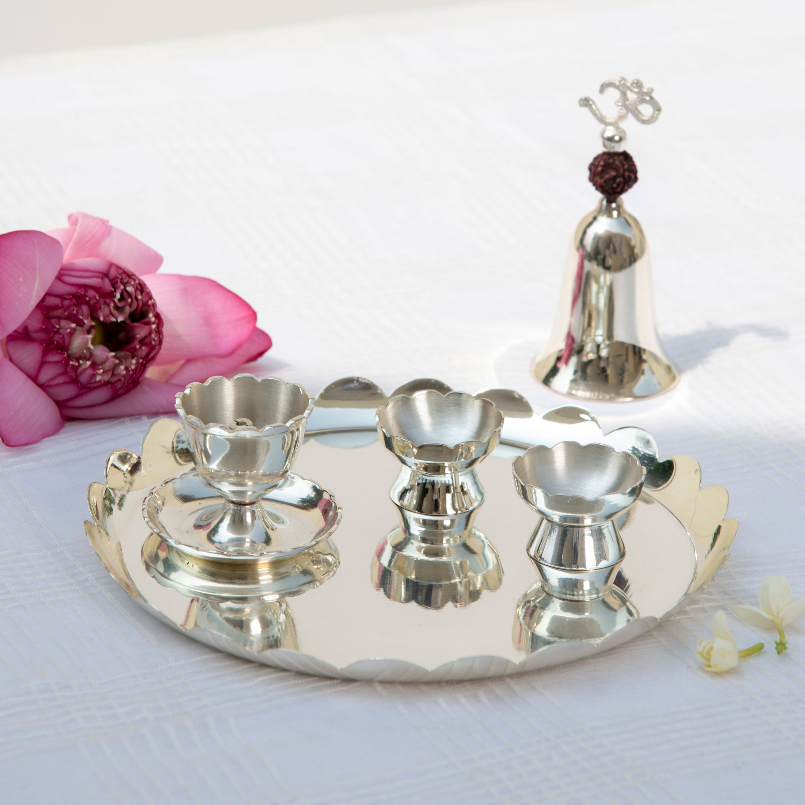 Om Pooja Thaali Set - Silver plated