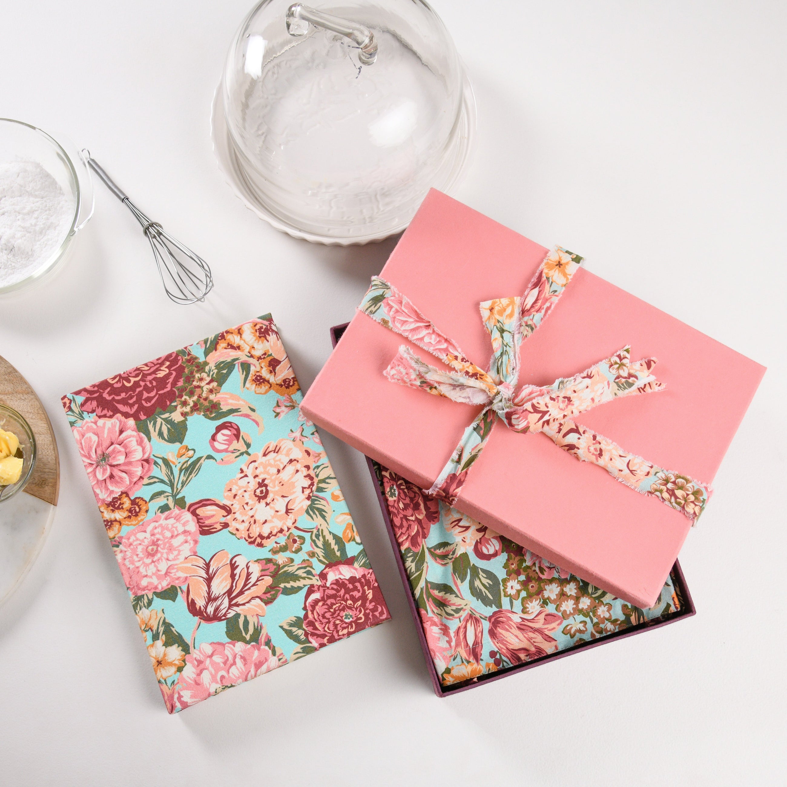 Home Chef's Box (Apron & Recipe Book)