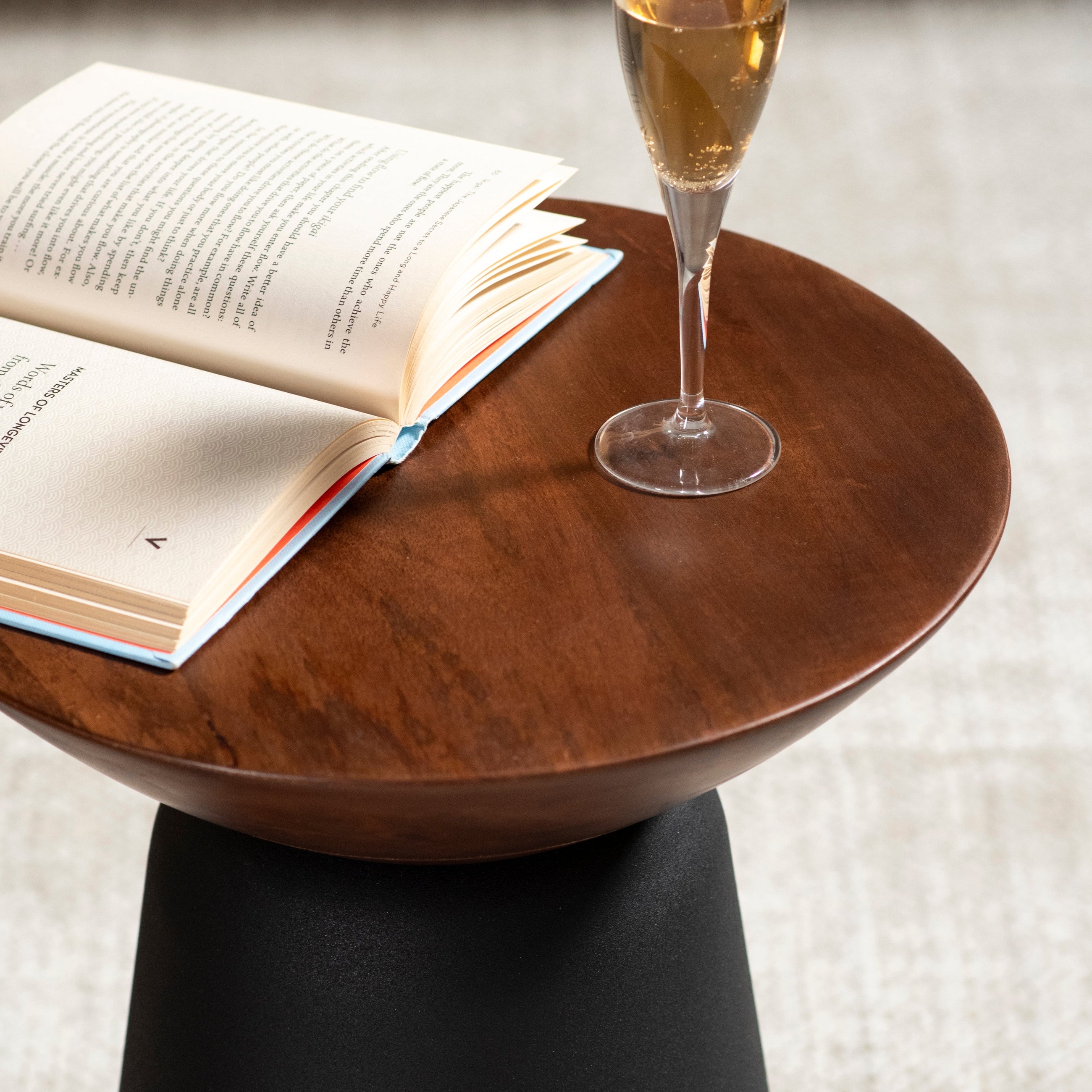 Nat Tables Black - Set of 2