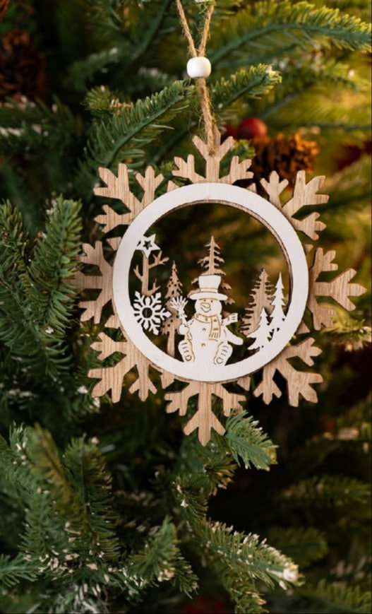 Wooden Snowflake Hanging Ornament with Snowman Scene_CC90