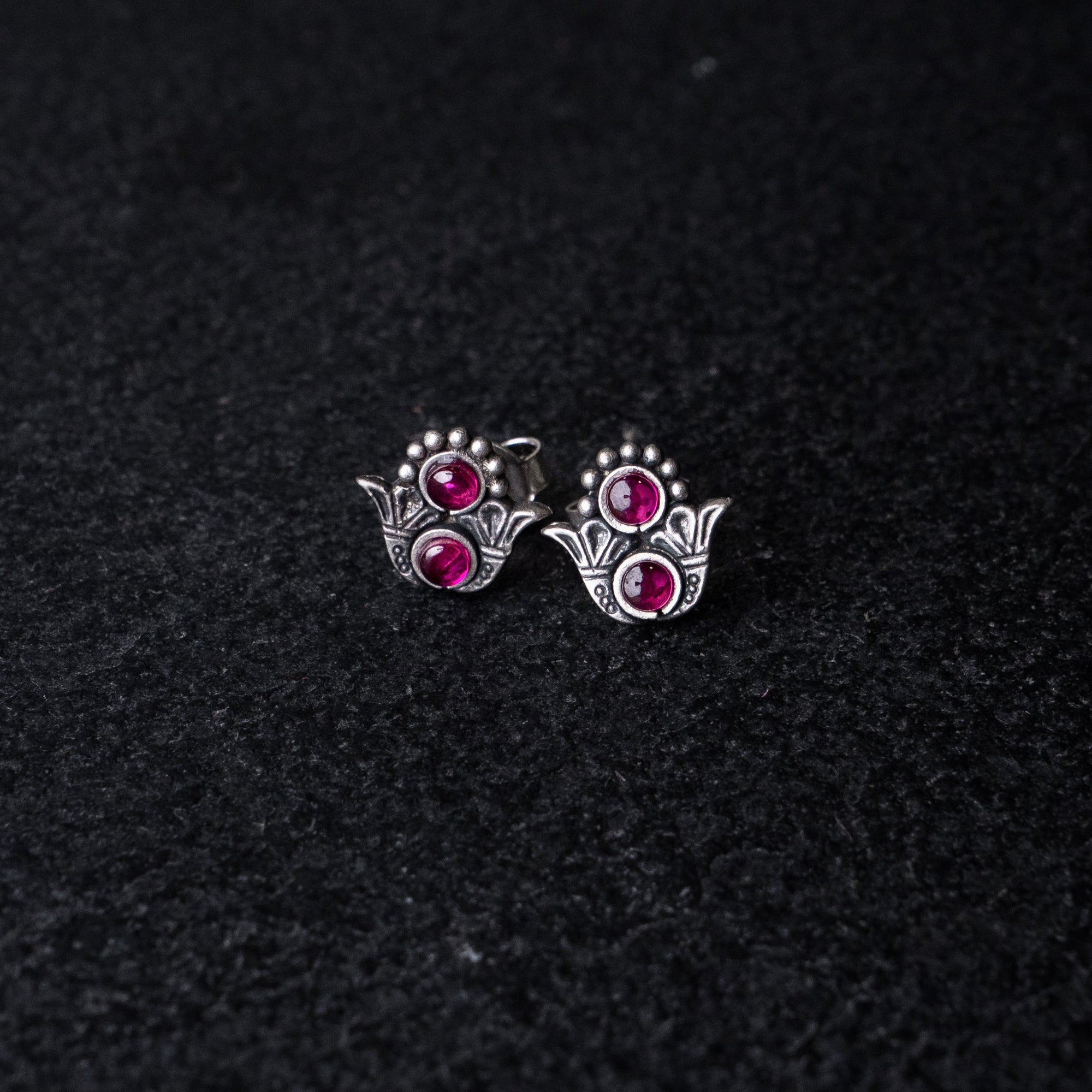 Rangdari studs