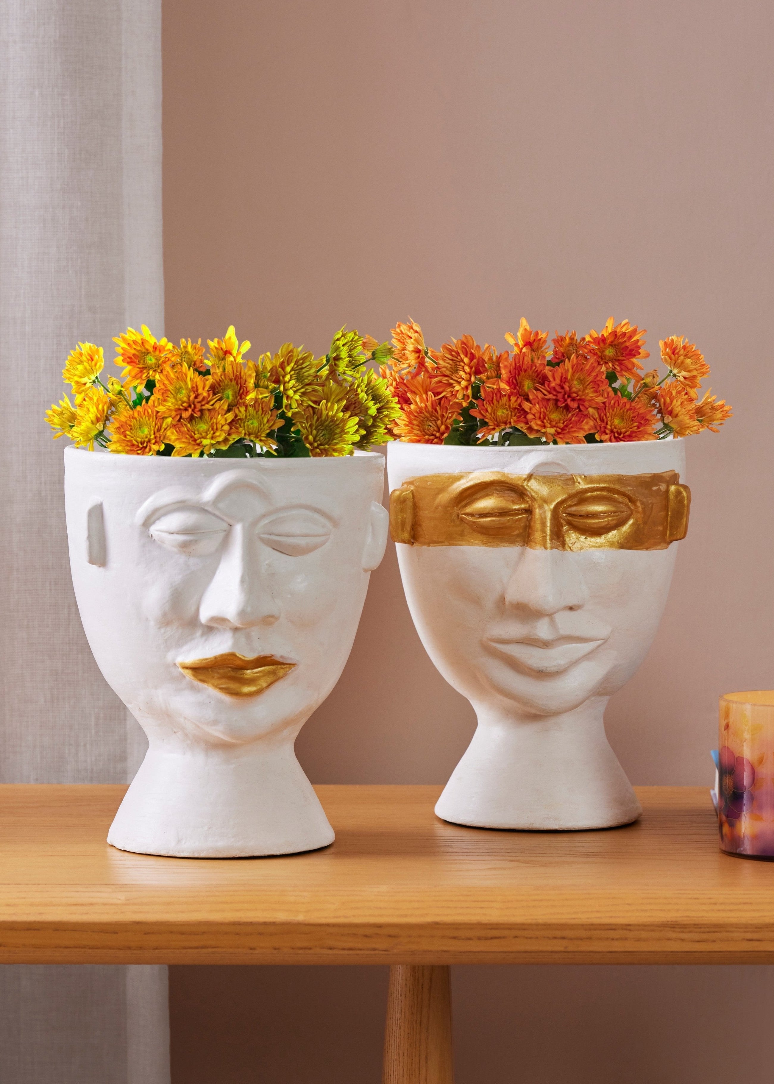 PERLA - TERRACOTA FACE VASE