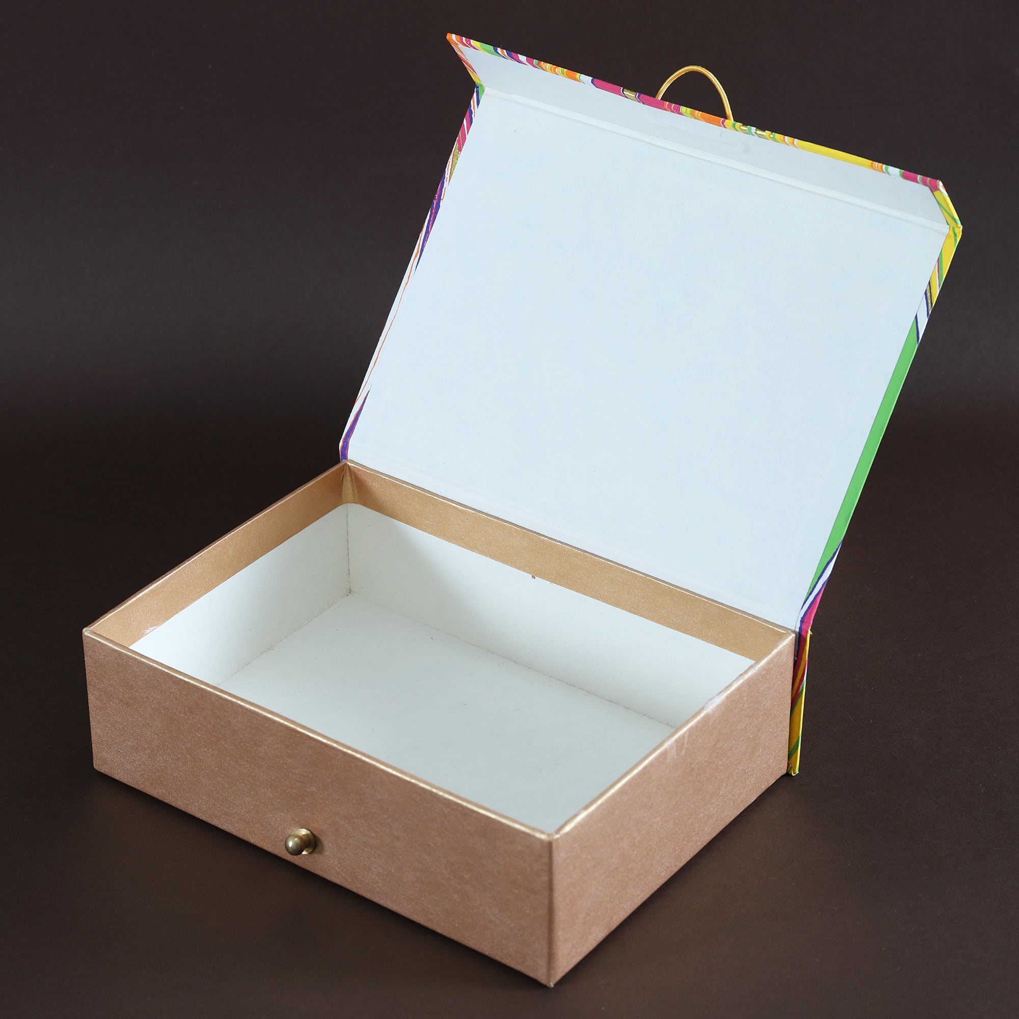 Leheriya Medium Gift Box