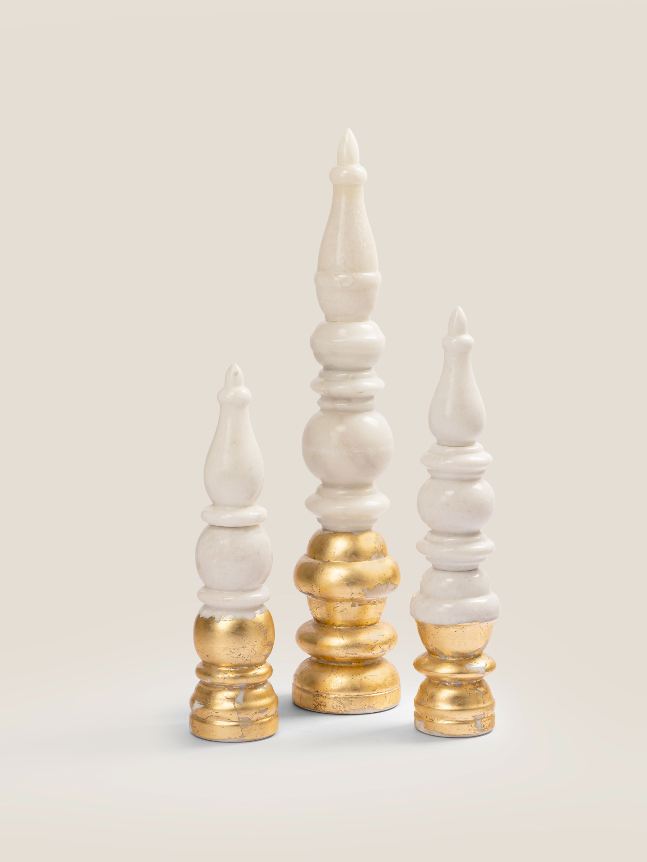 Temple corners - gold leafed