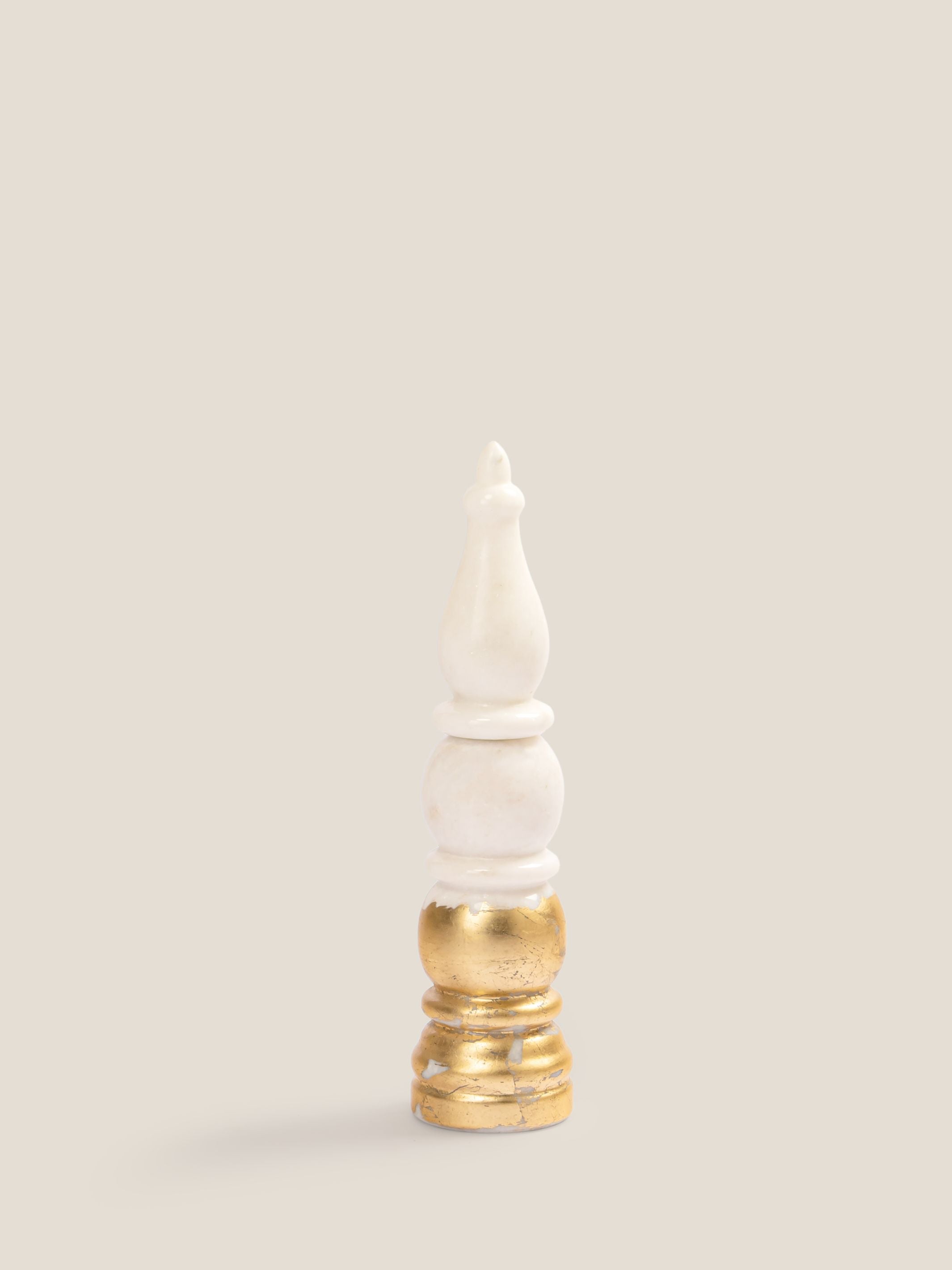 Temple corners - gold leafed