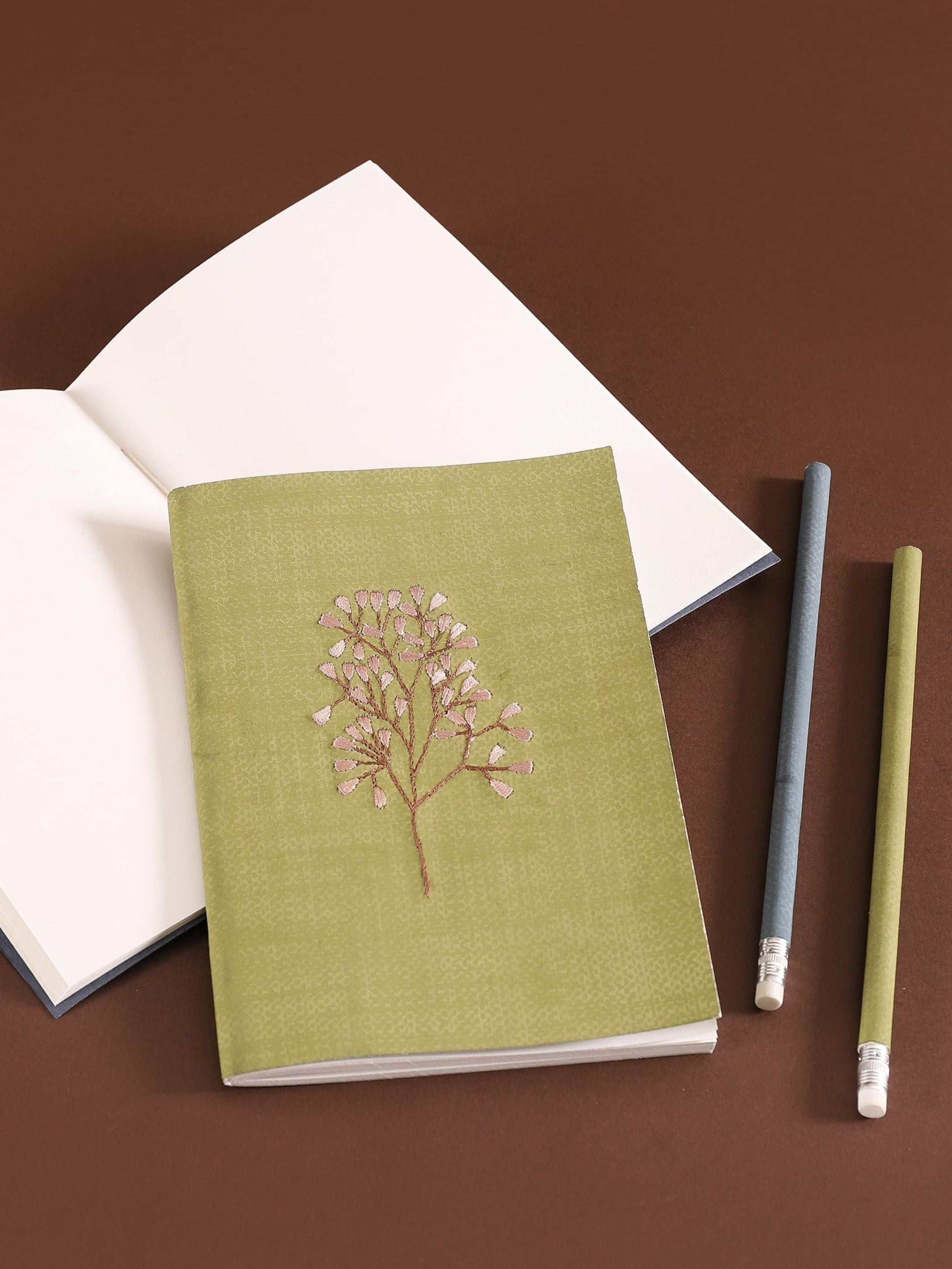 Embroidered Note Book Gift Set