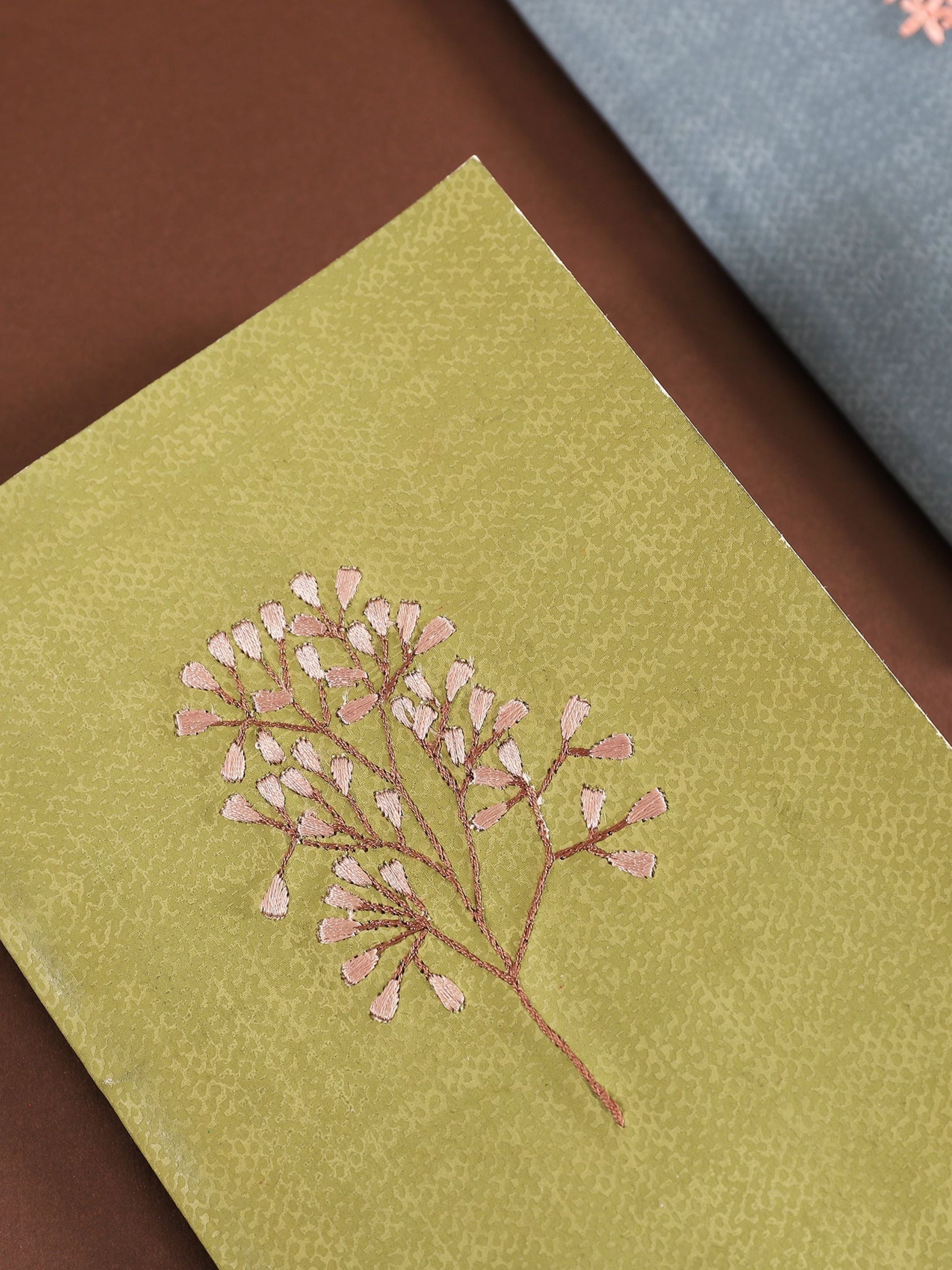 Embroidered Note Book Gift Set