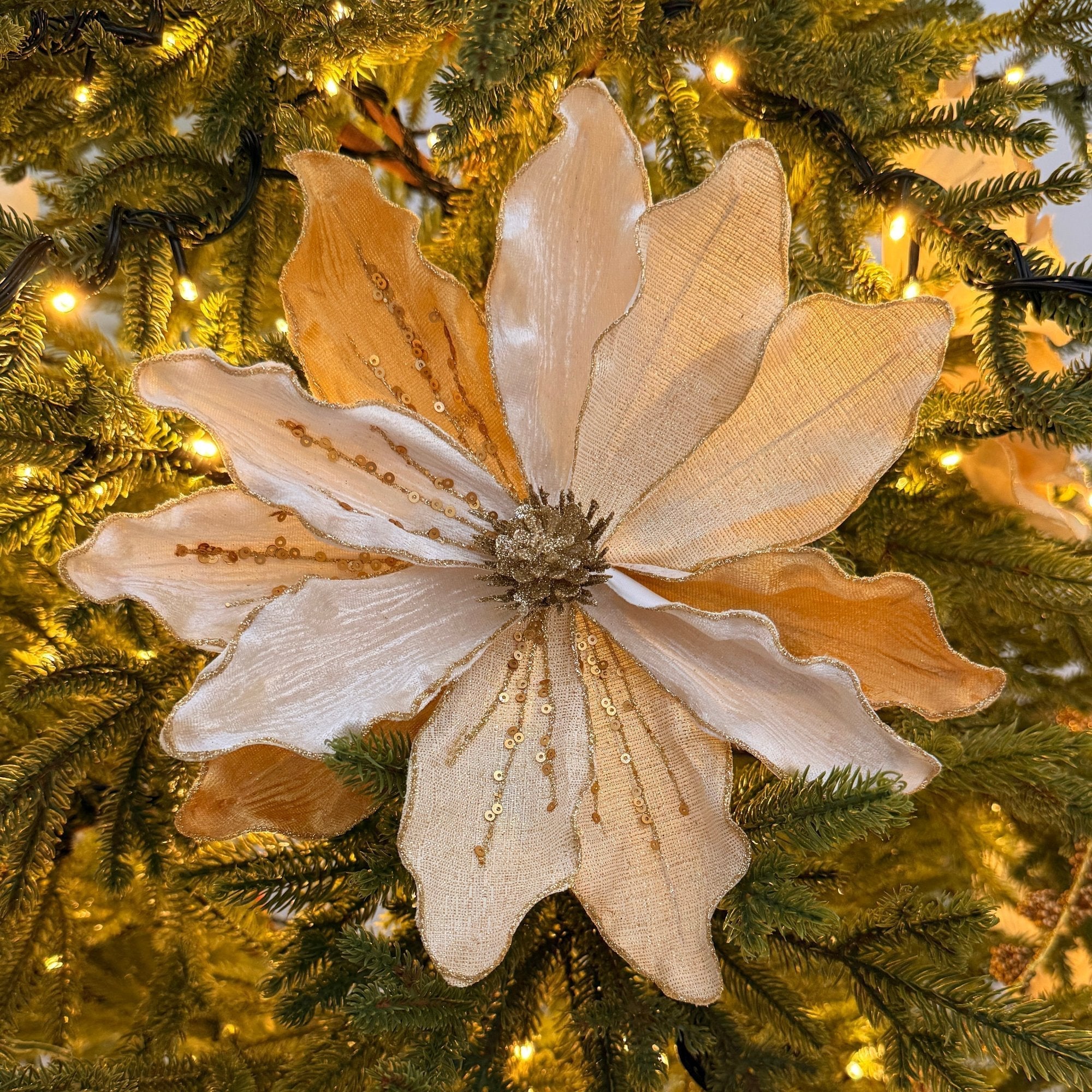 Magnolia Flower filler Gold And White - Set of 3 / Set of 6